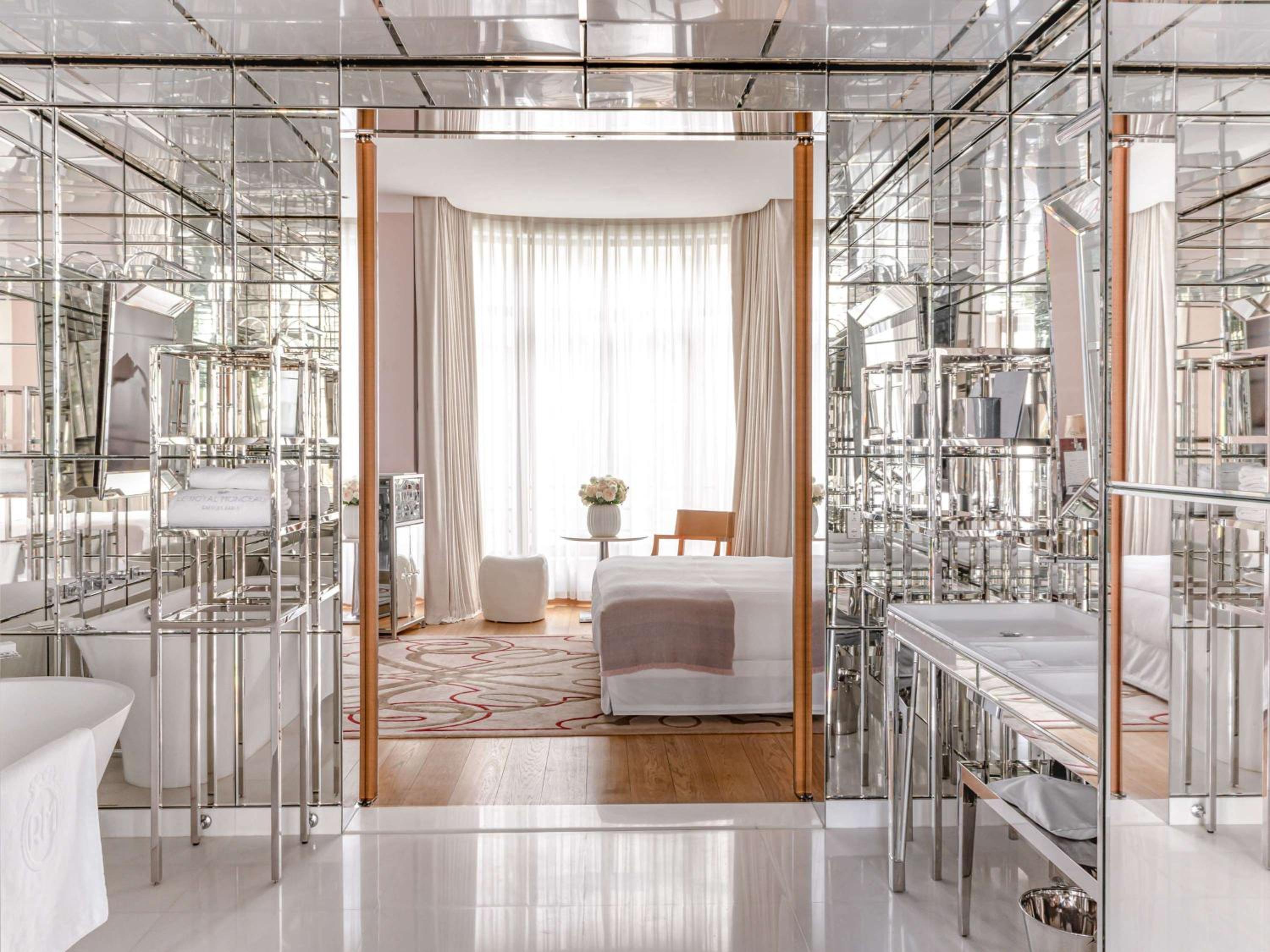 Prestige Suite photo 1