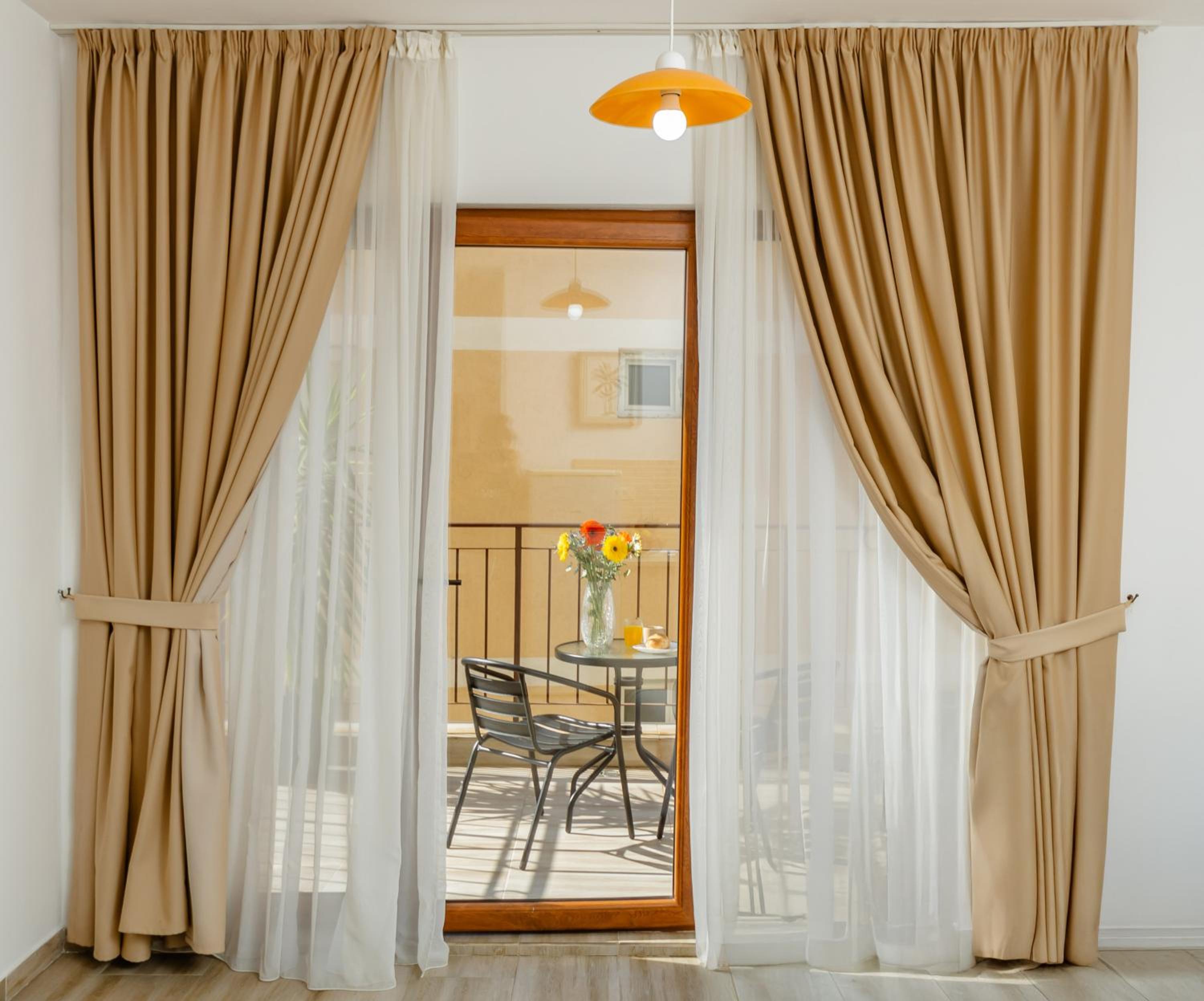  One-Bedroom Apartment with Balcony - Photo 14