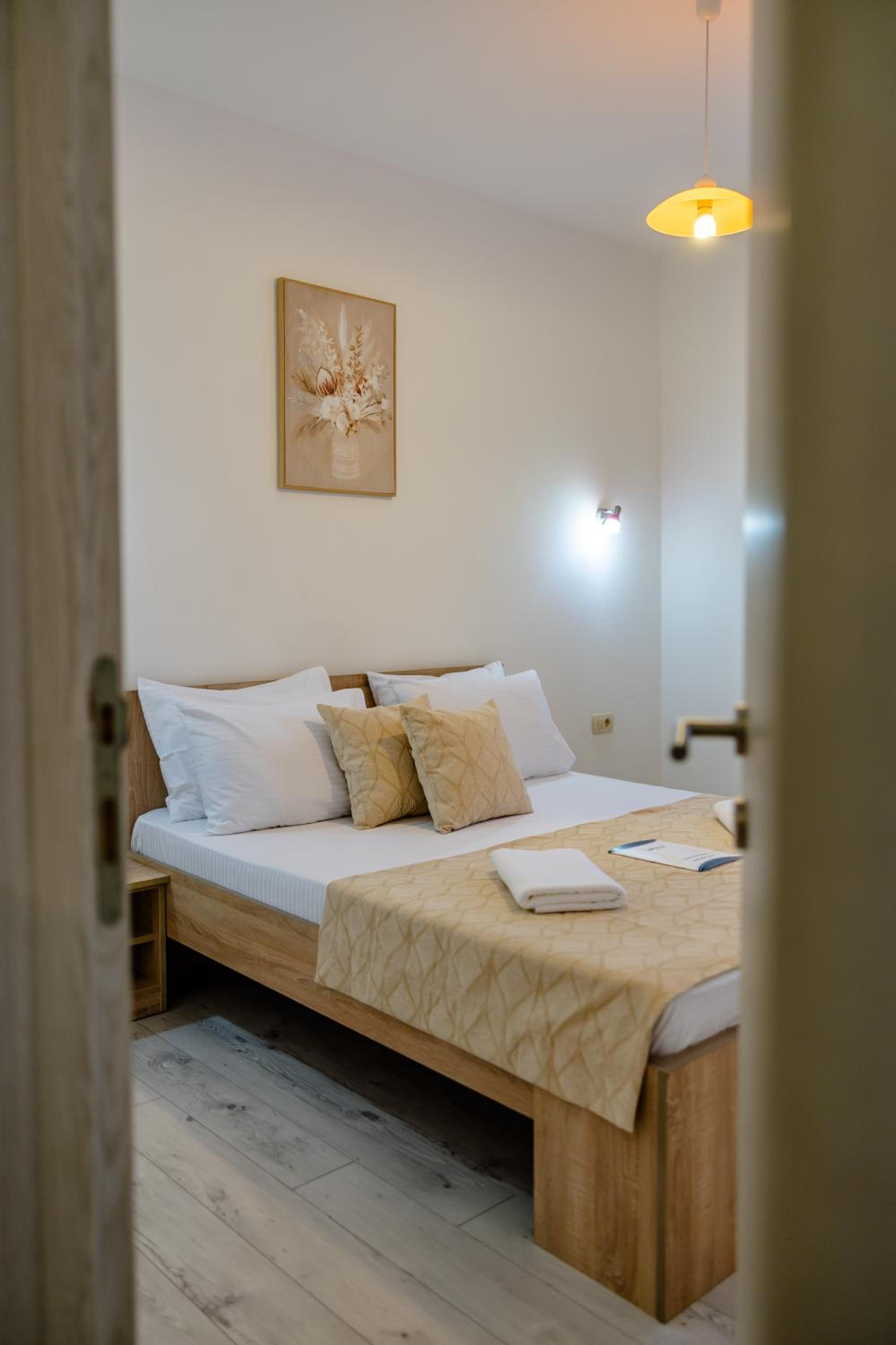  One-Bedroom Apartment with Balcony - Photo 19
