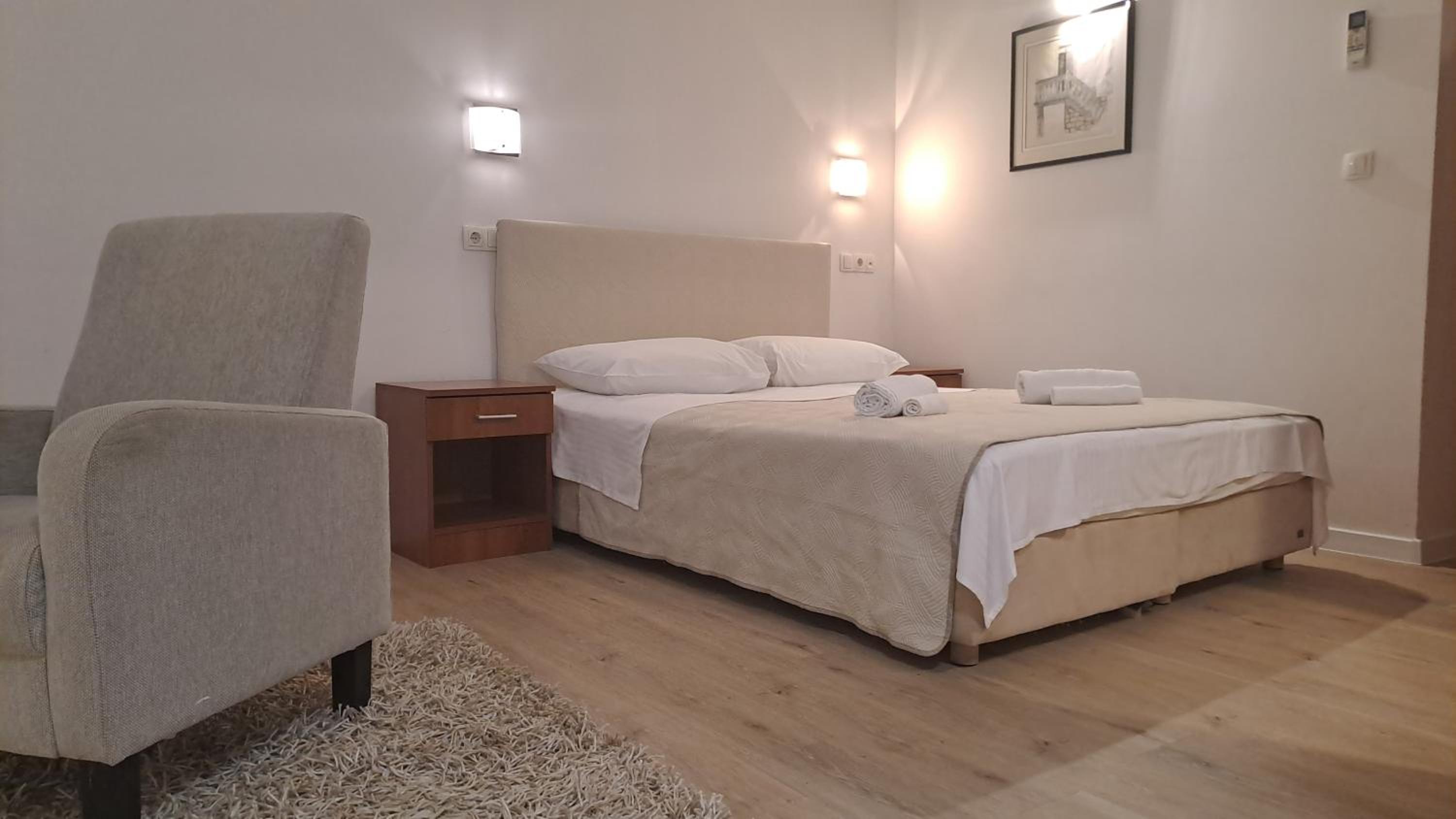Standard Double Room photo 1
