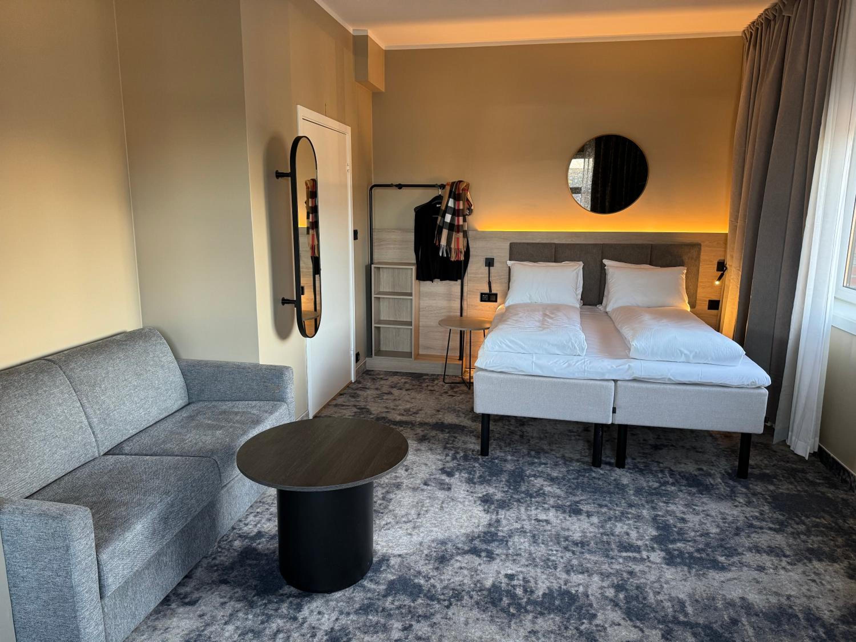 Business Room