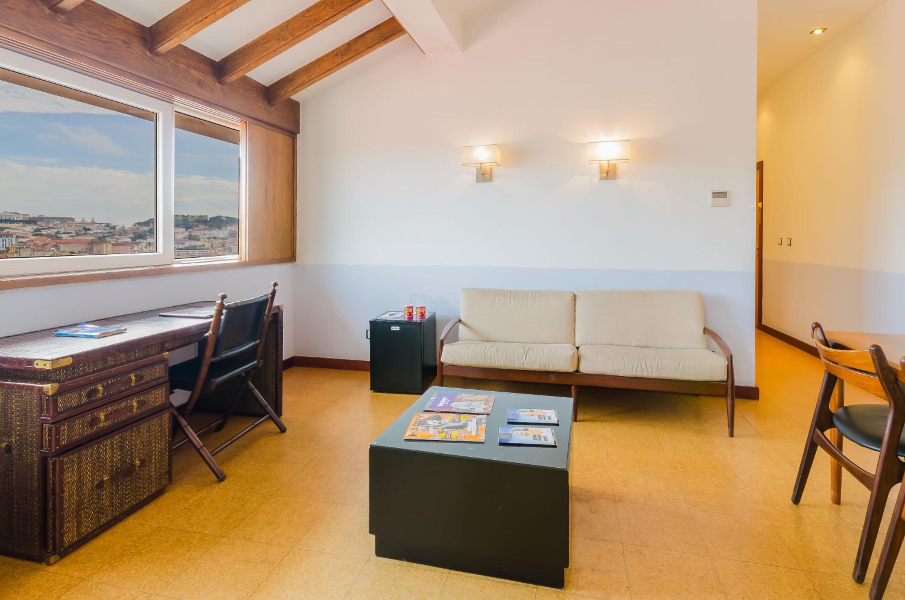Suite with City View photo 2