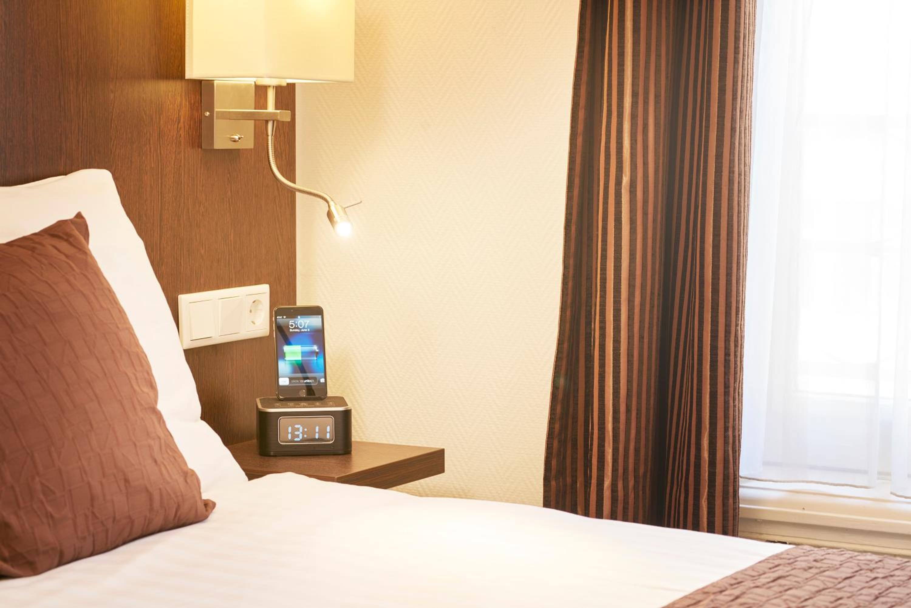 Twin Room with Canal View photo 1