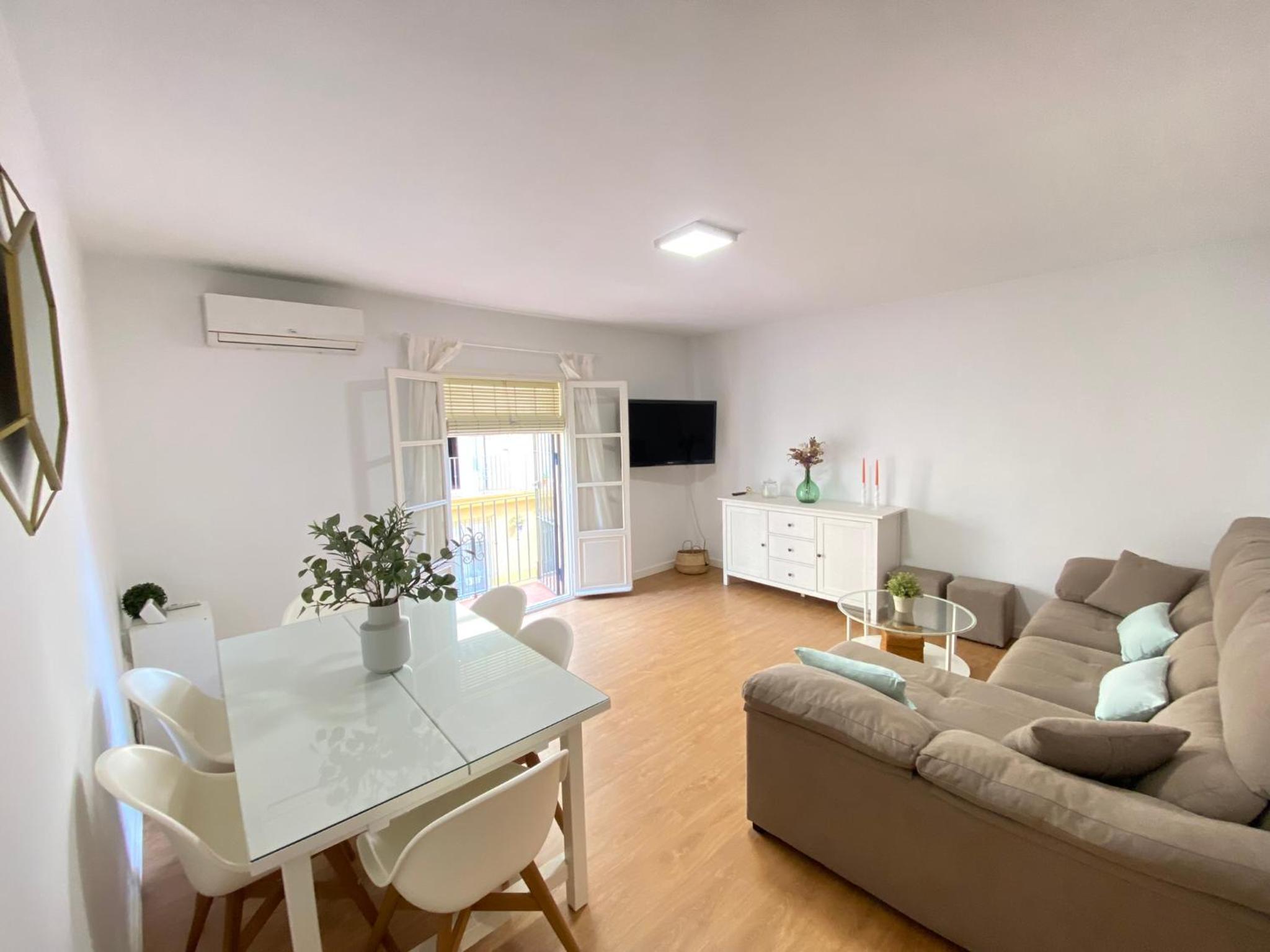 Apartamento de Cuatro Habitaciones