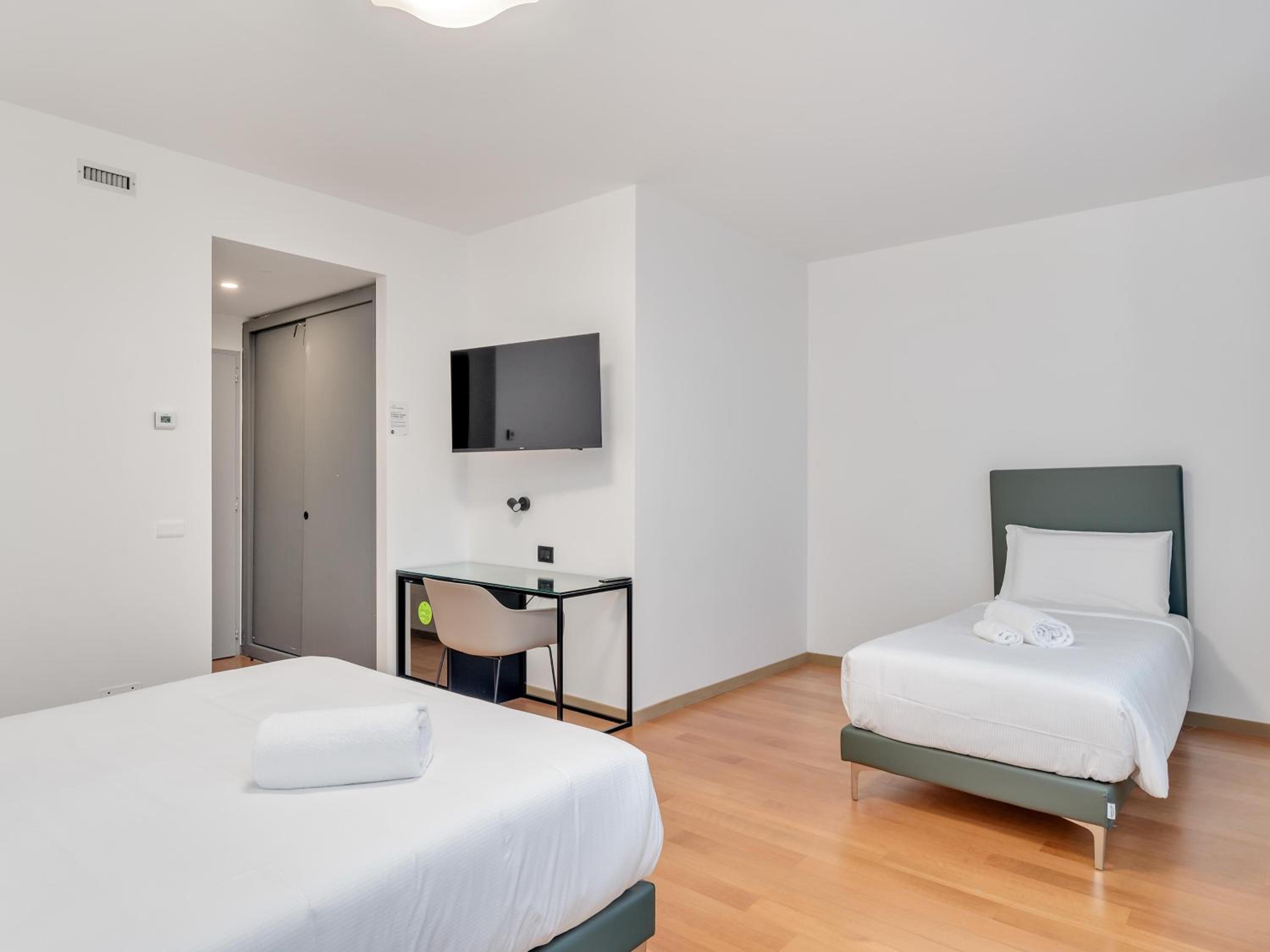Superior Triple Room - Photo 5