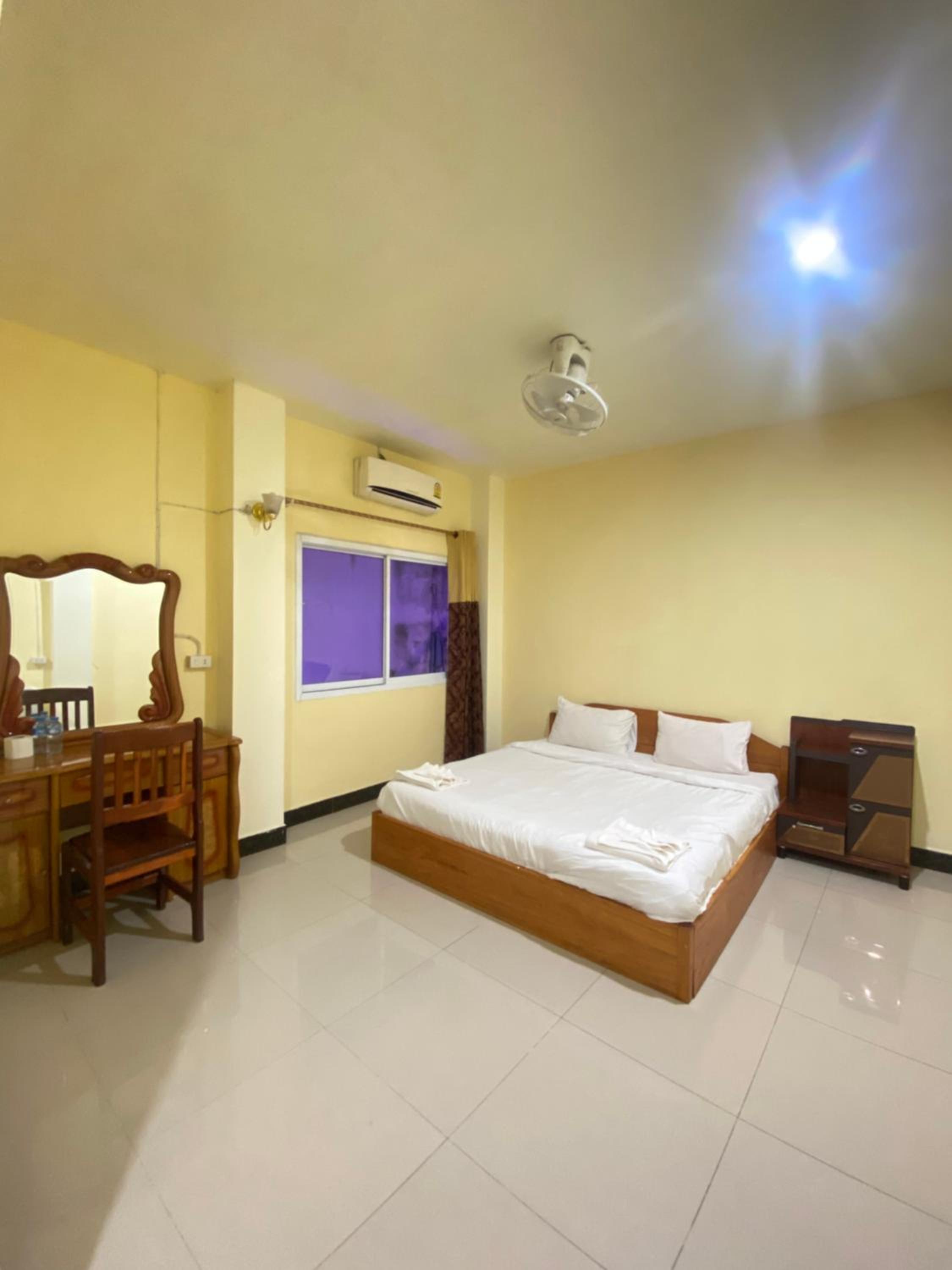 Deluxe Single Room photo 2
