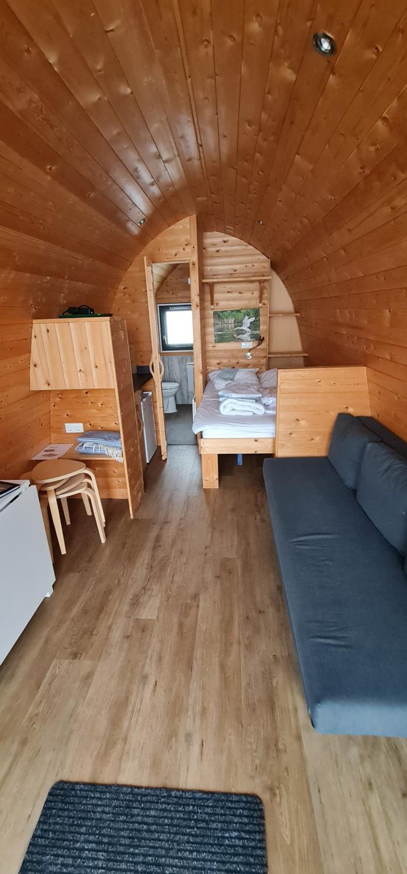 Quadruple Room with Lake View - Photo 1