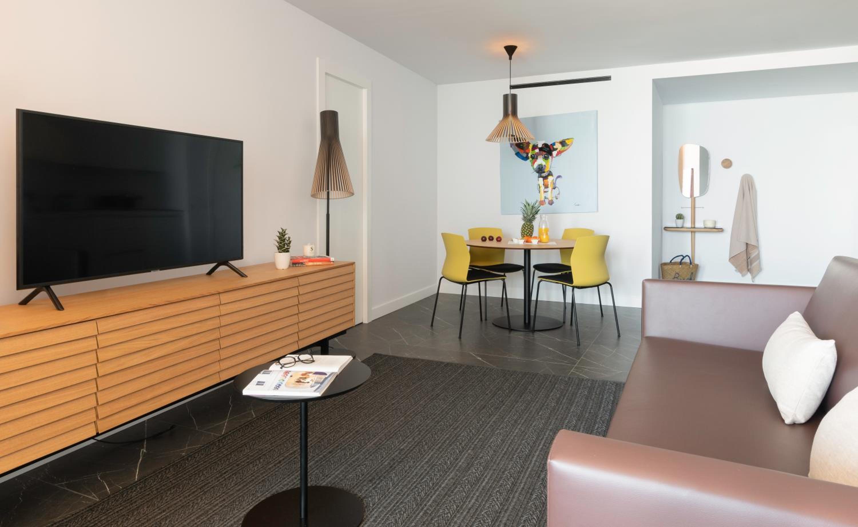 Two-Bedroom Apartment with Terrace and Sea View