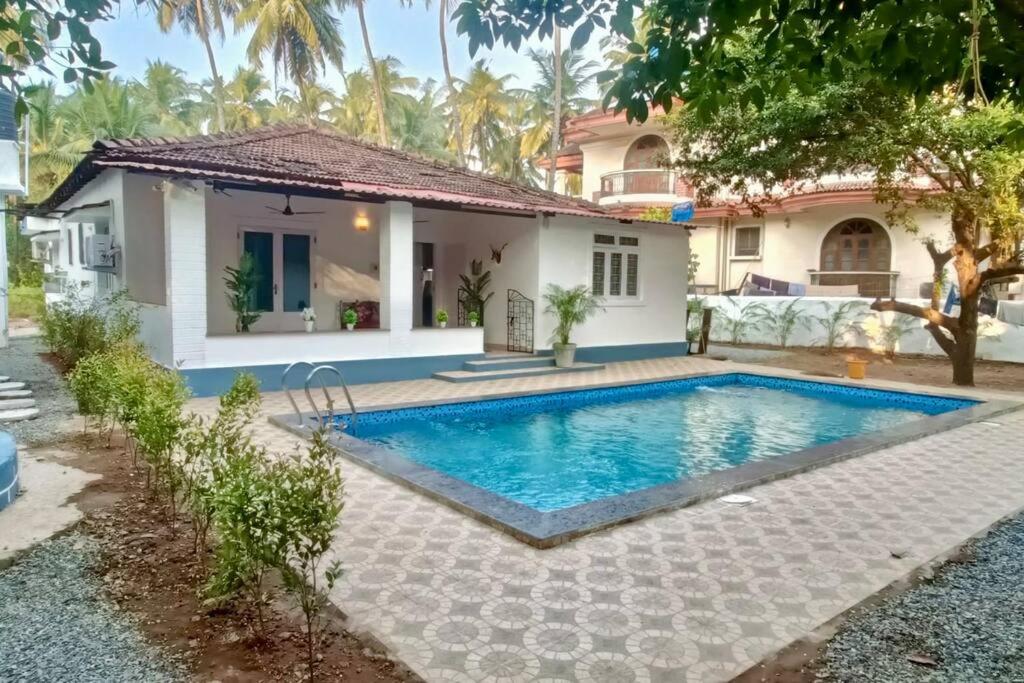 Three-Bedroom Villa photo 2