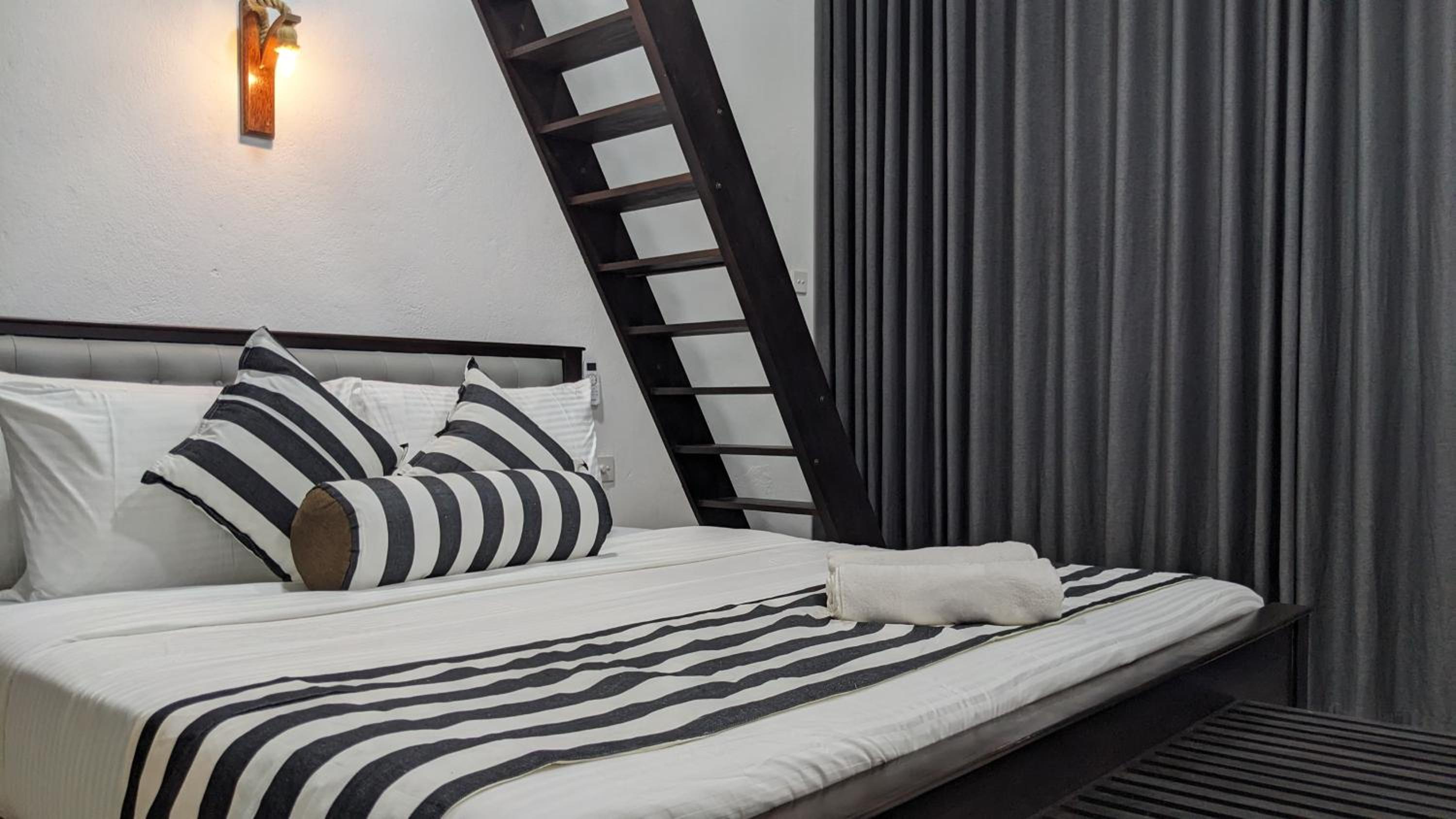 Apartment with Sea View photo 1