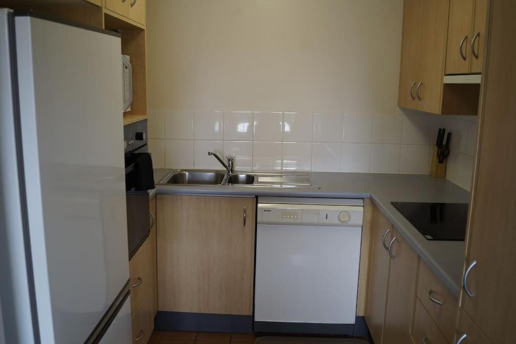 One-Bedroom Apartment photo 3