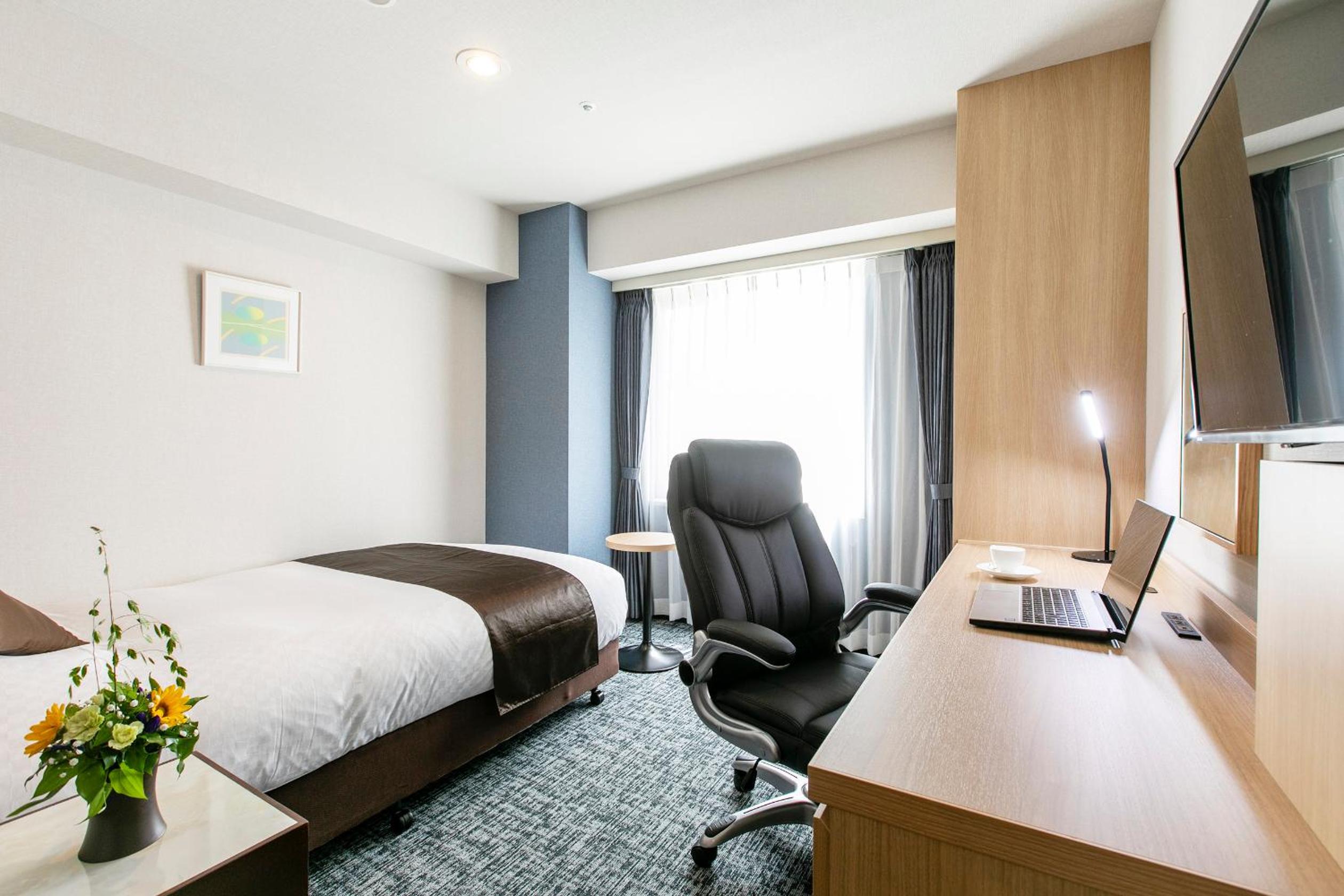 Double Room with SmallDouble Bed - Non-Smoking