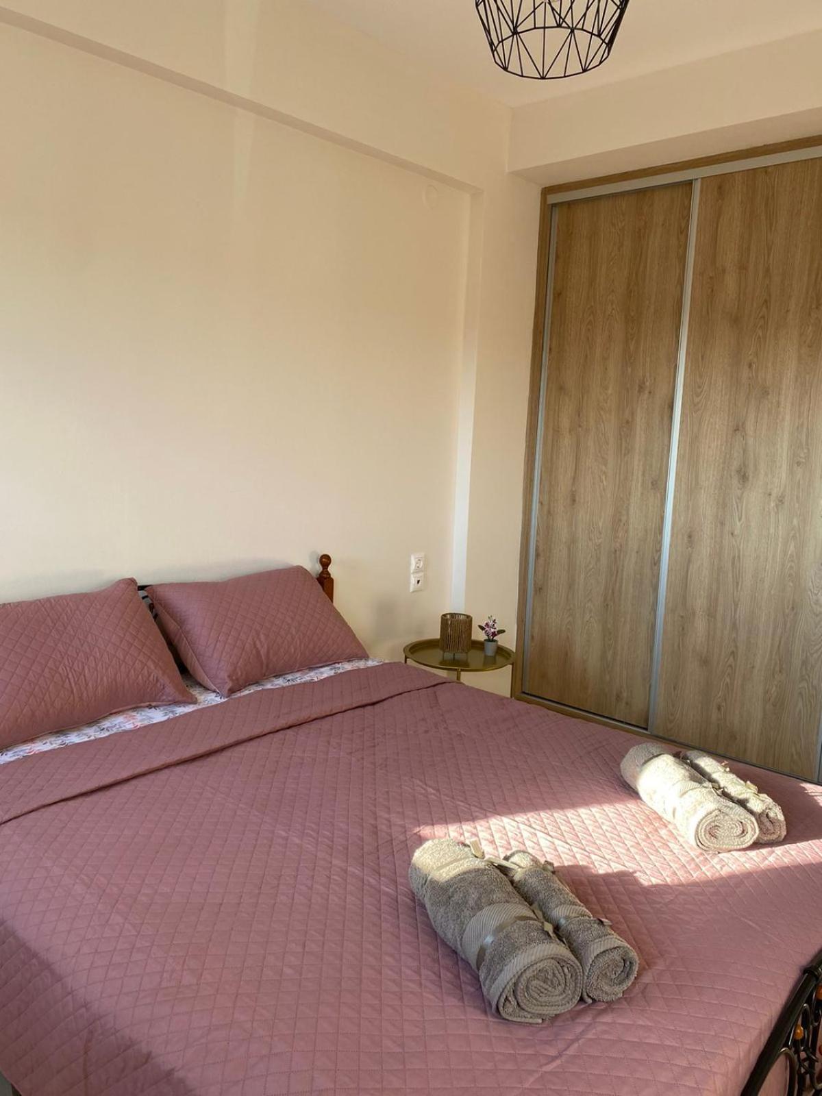 One-Bedroom Apartment with Balcony photo 3