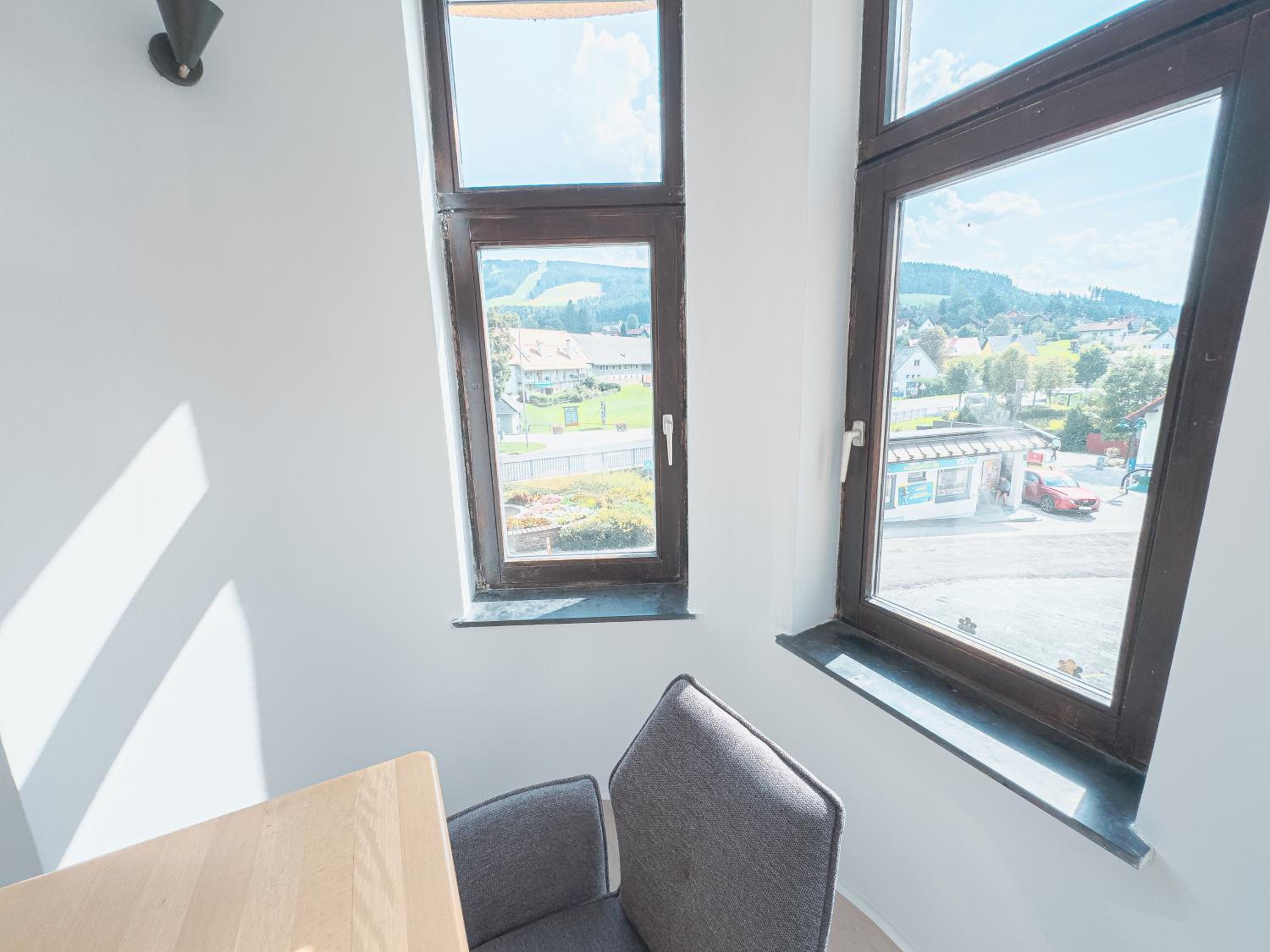 Apartment photo 2