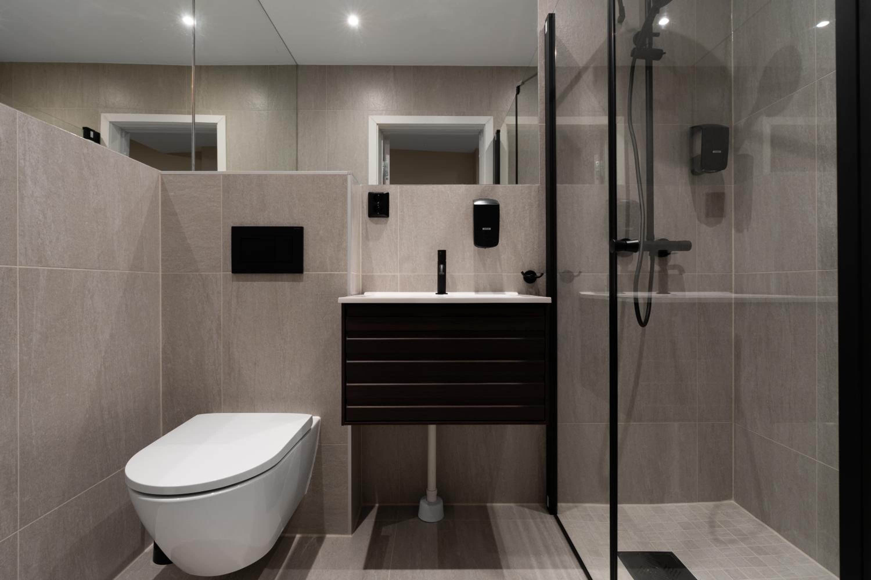 Double Room - Photo 2