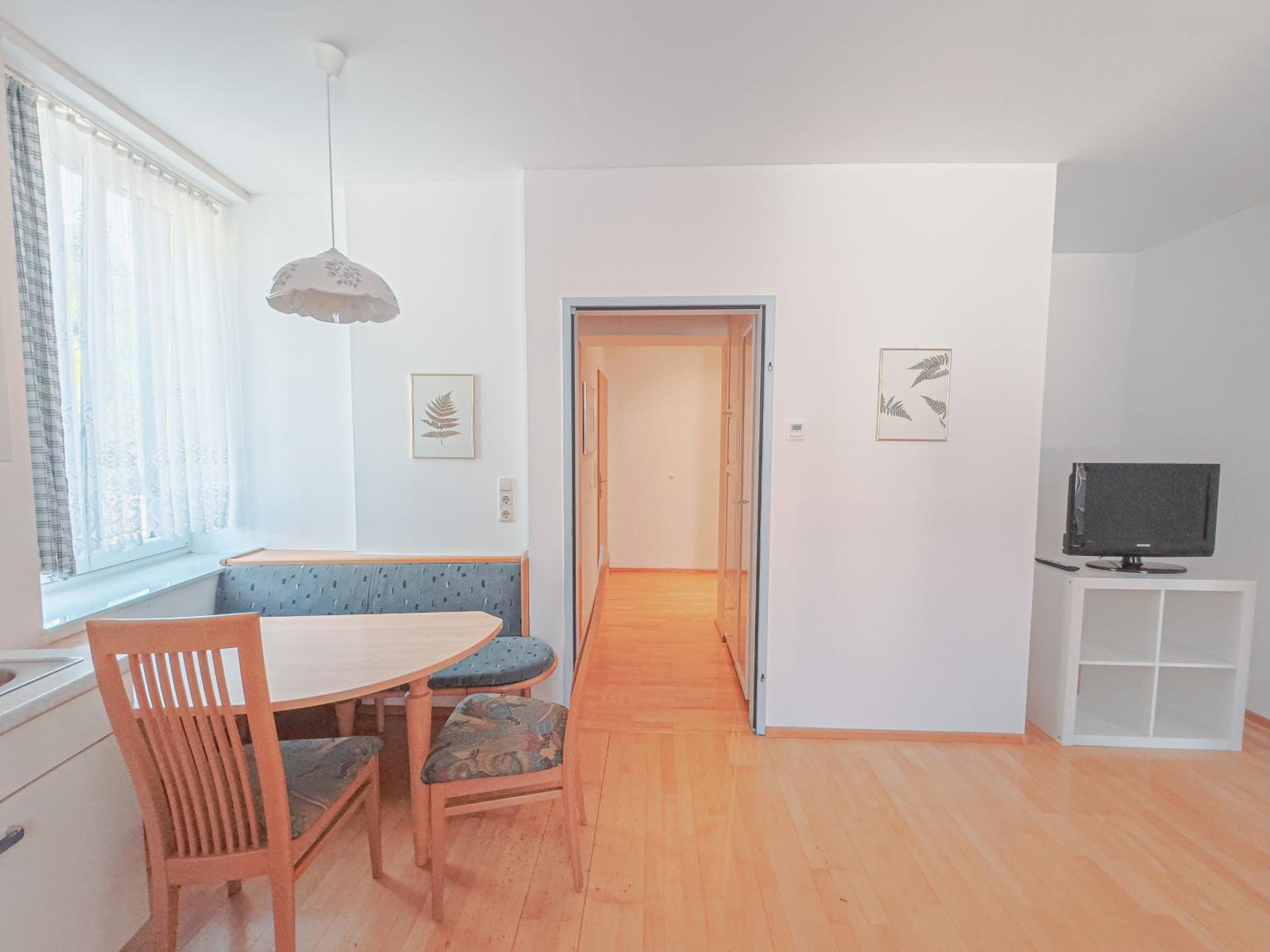Apartment photo 3
