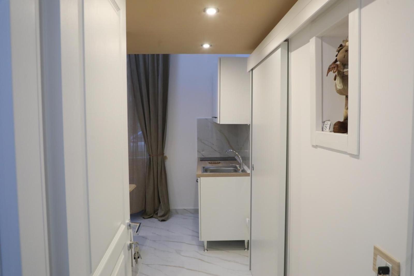 Quadruple Room with Private Bathroom