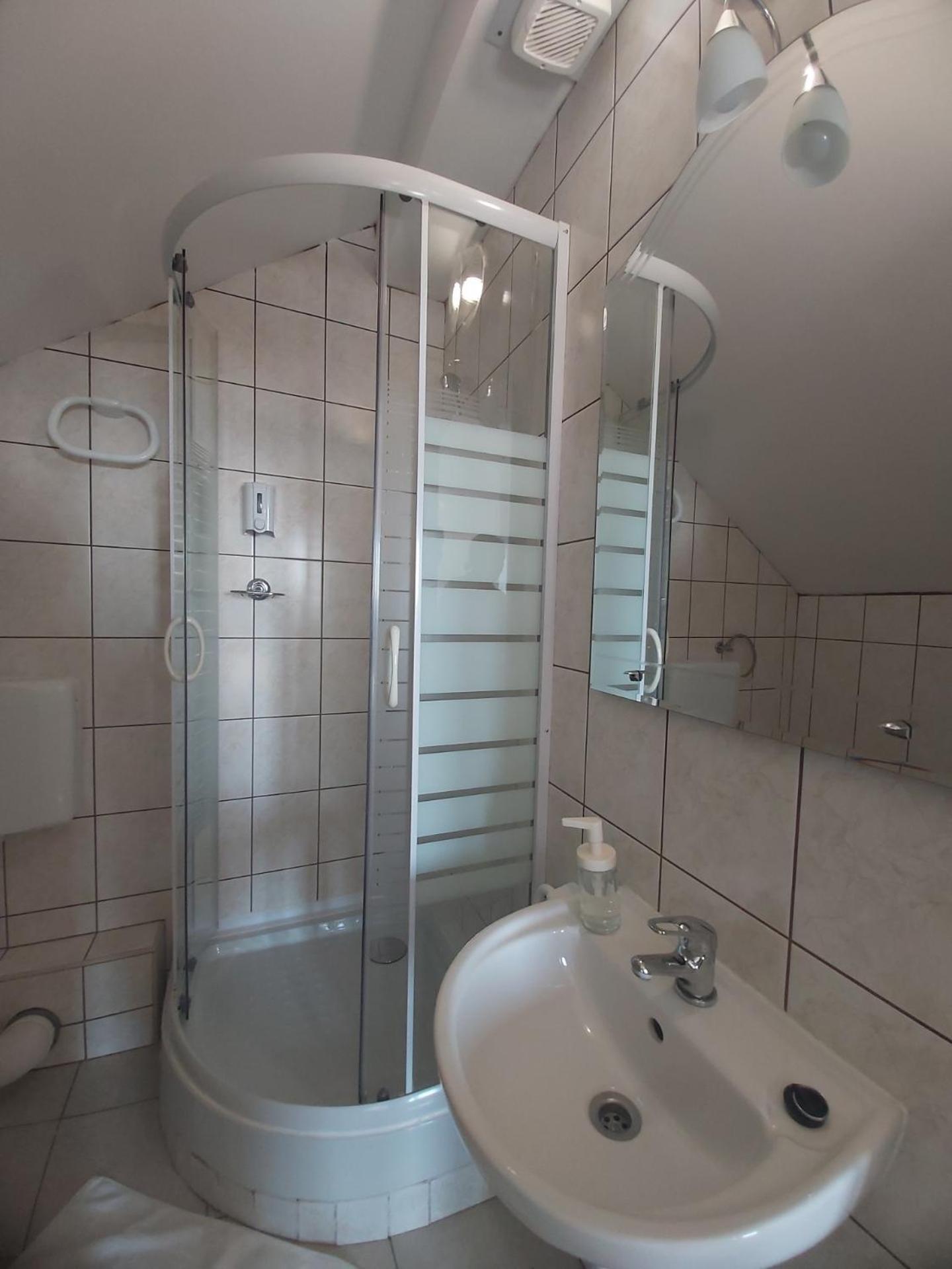 Double or Twin Room with View - Photo 3
