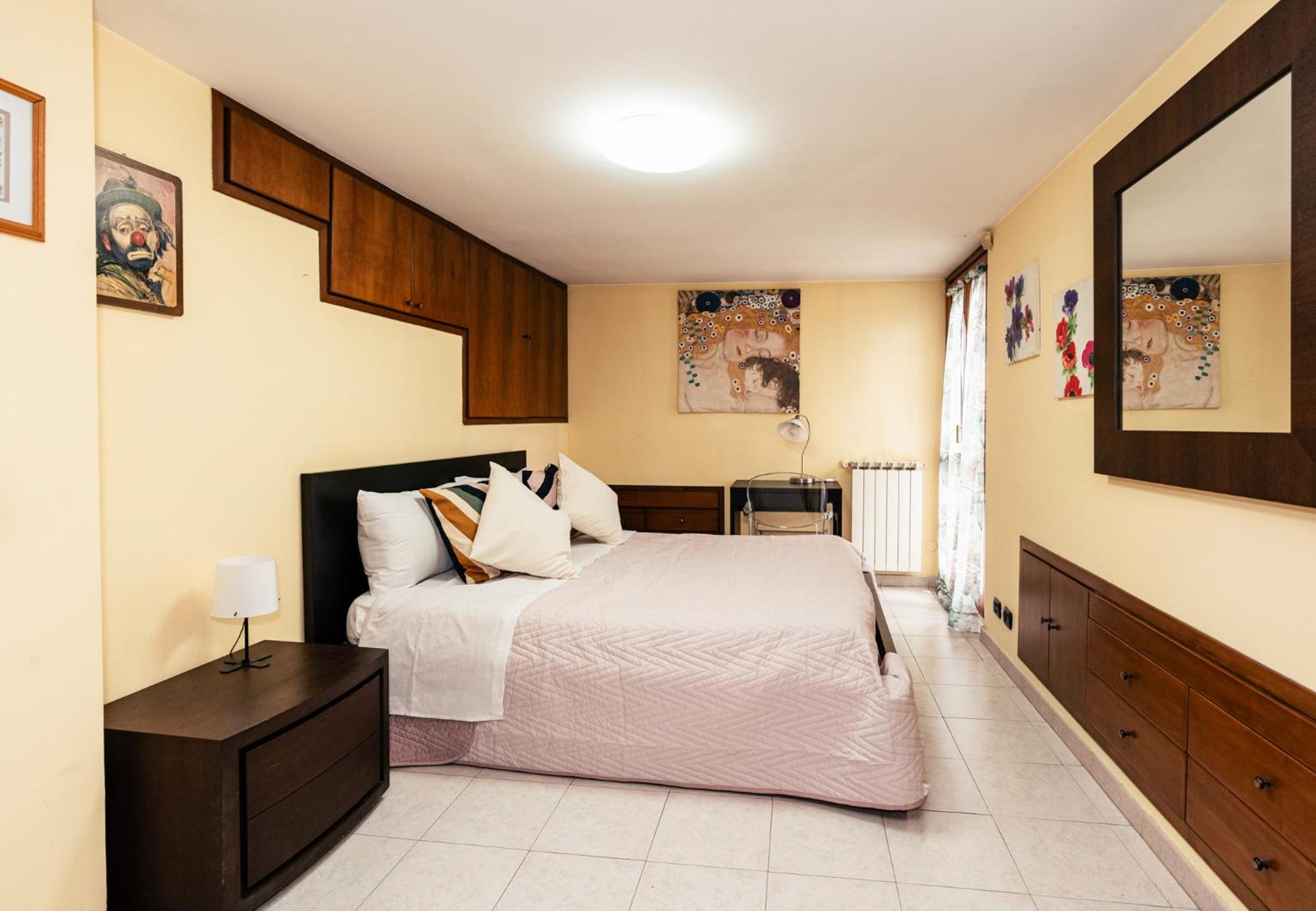 King Room with Balcony