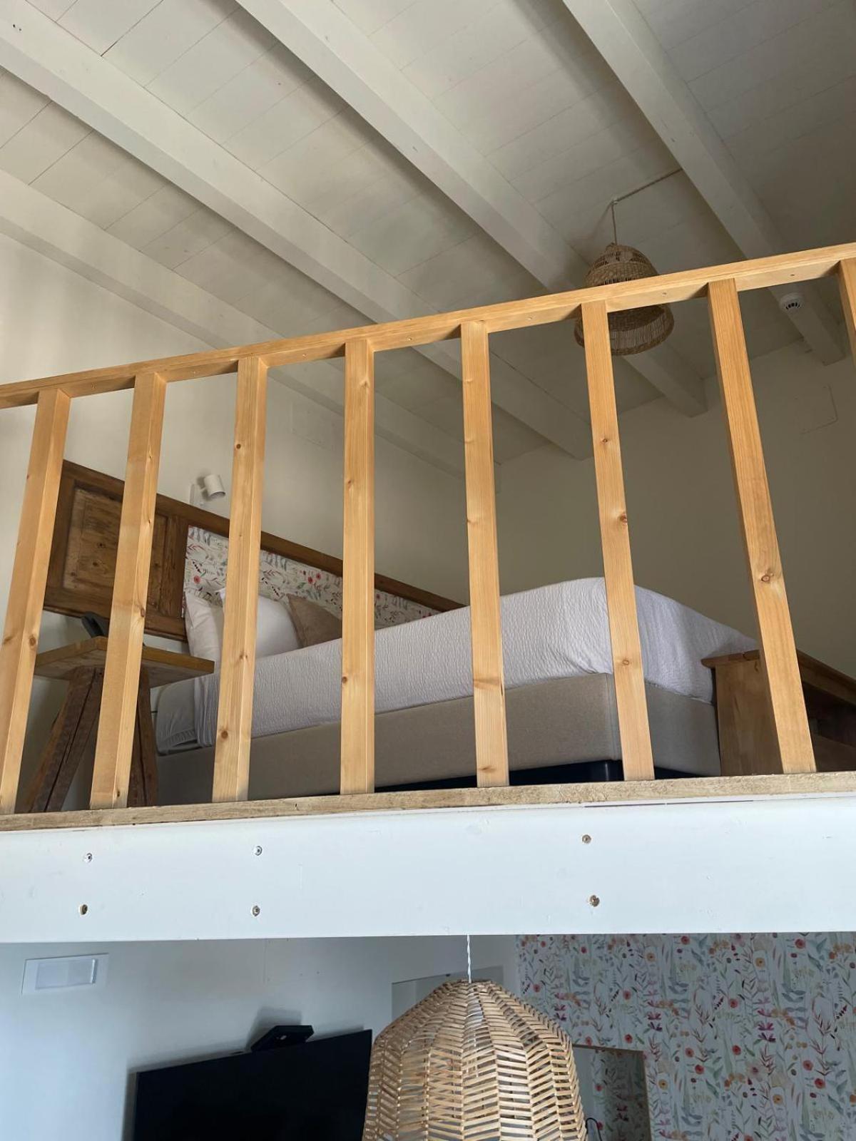 Junior Suite with Balcony - Photo 3