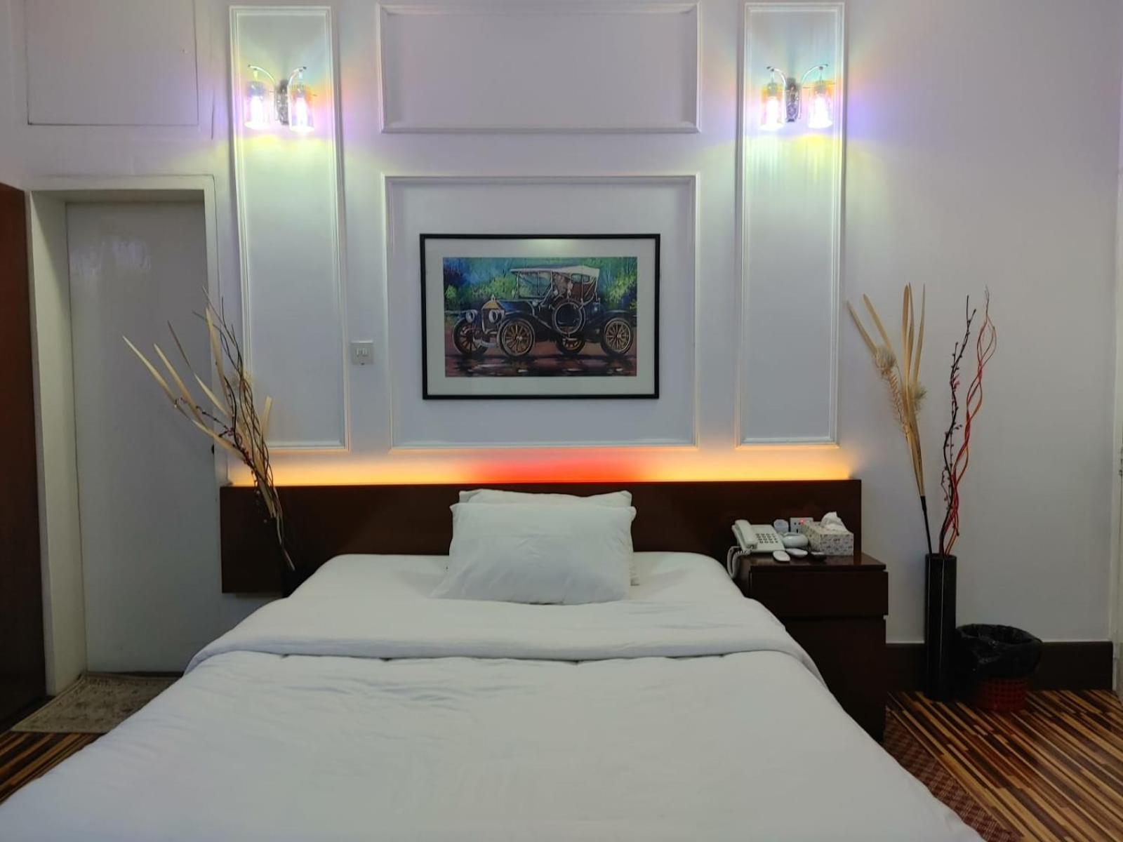 Deluxe Family Suite photo 1