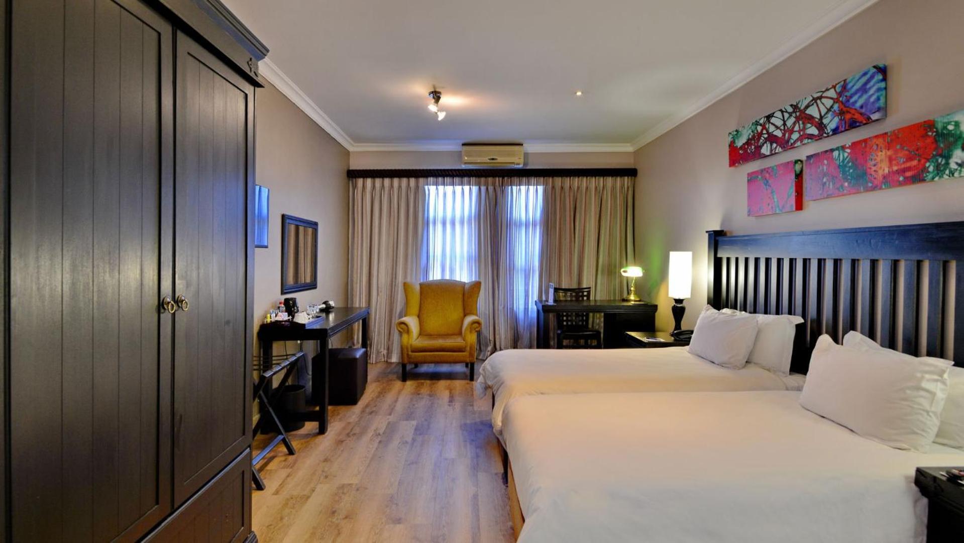 Standard Twin Room - Photo 6