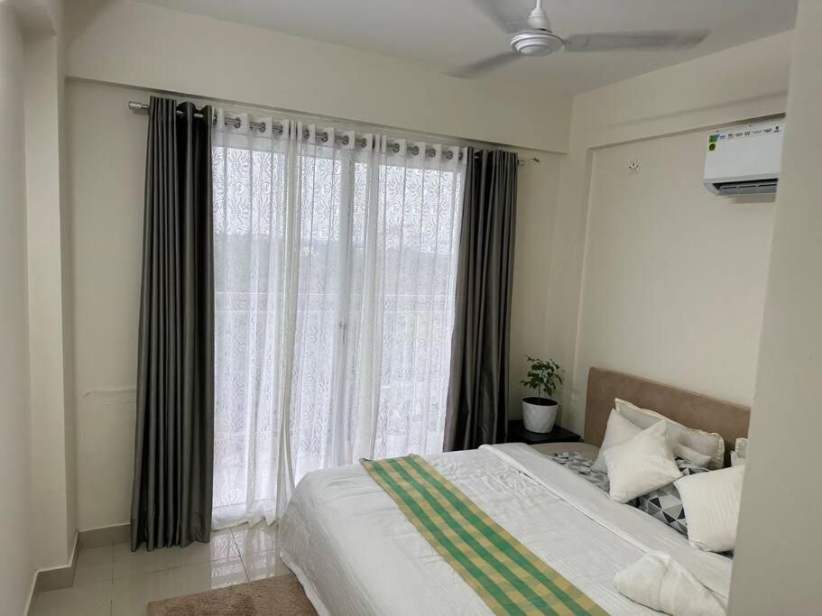 Two-Bedroom House photo 2
