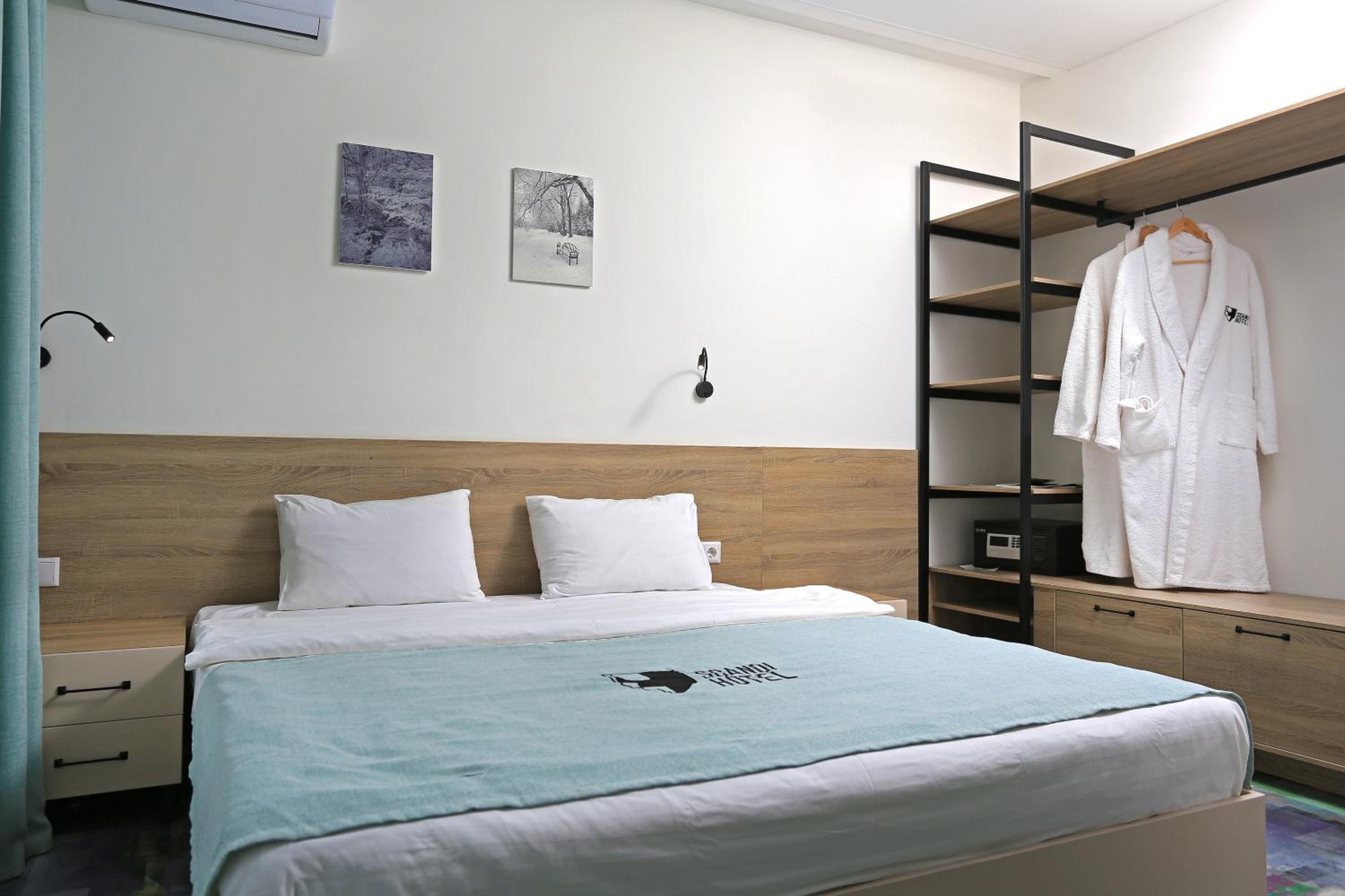 Double Room - Photo 1