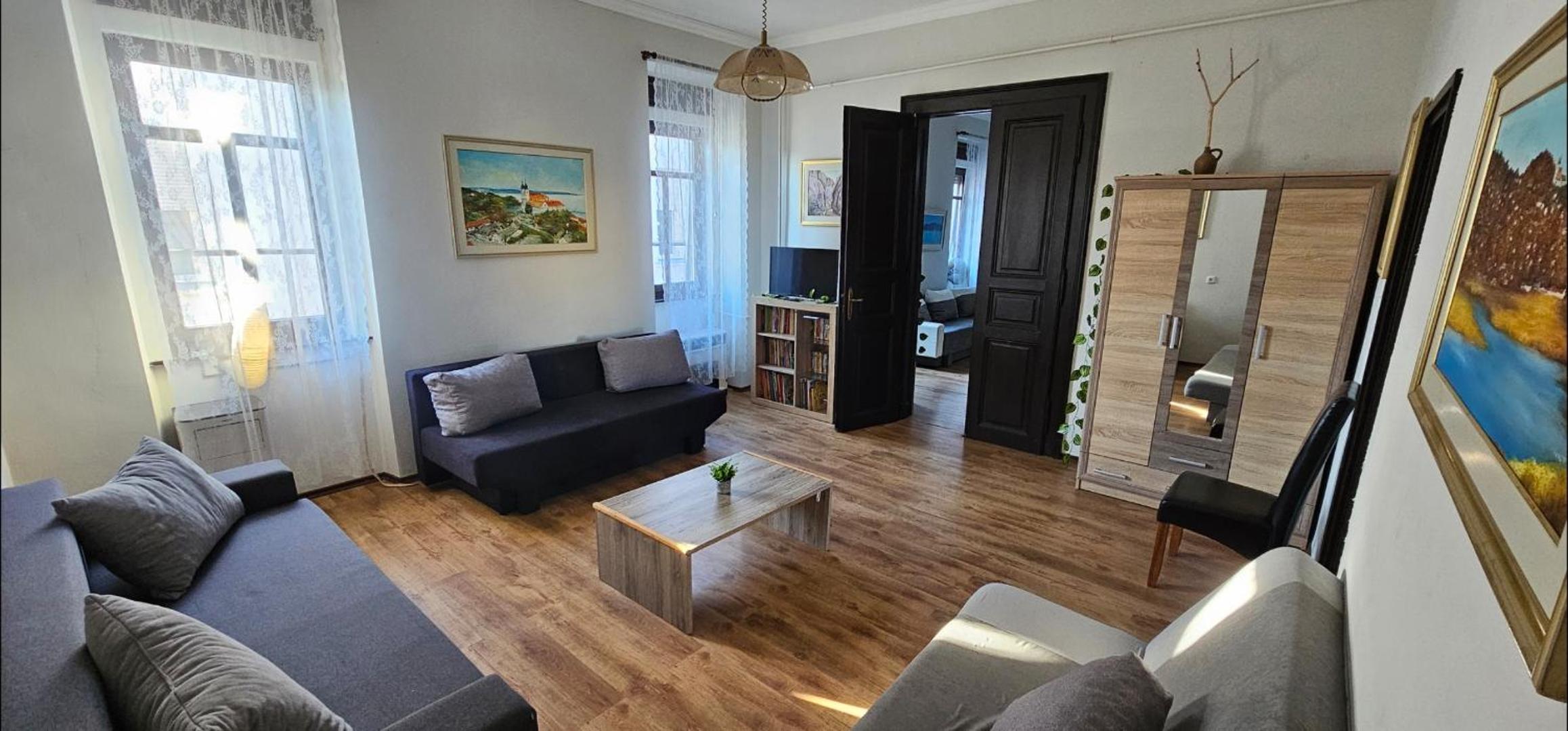 Three-Bedroom Apartment - Photo 31