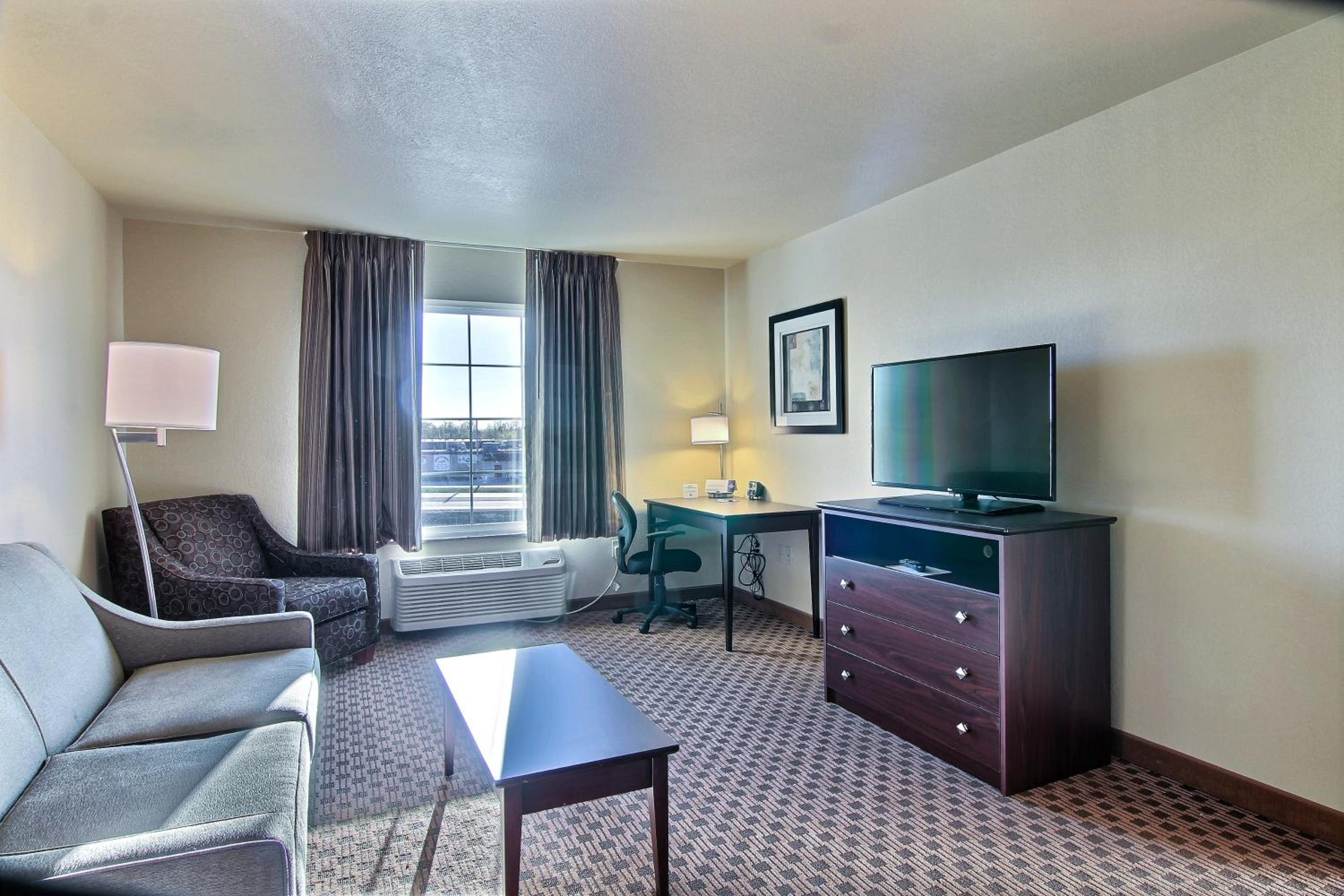 One-Bedroom Suite