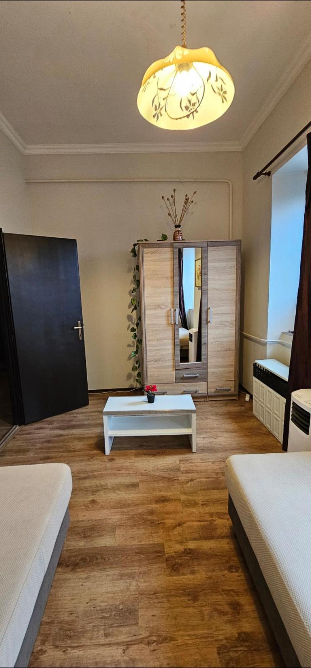 Three-Bedroom Apartment - Photo 23