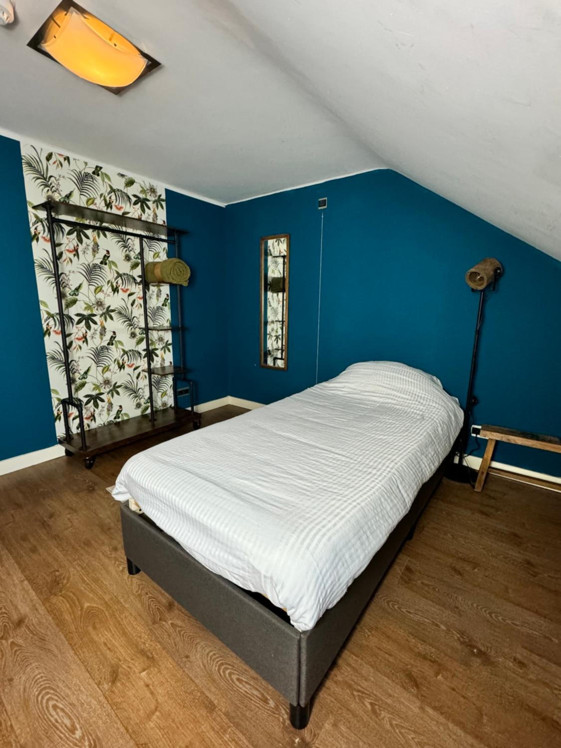 Single Room with Shared Shower and Toilet