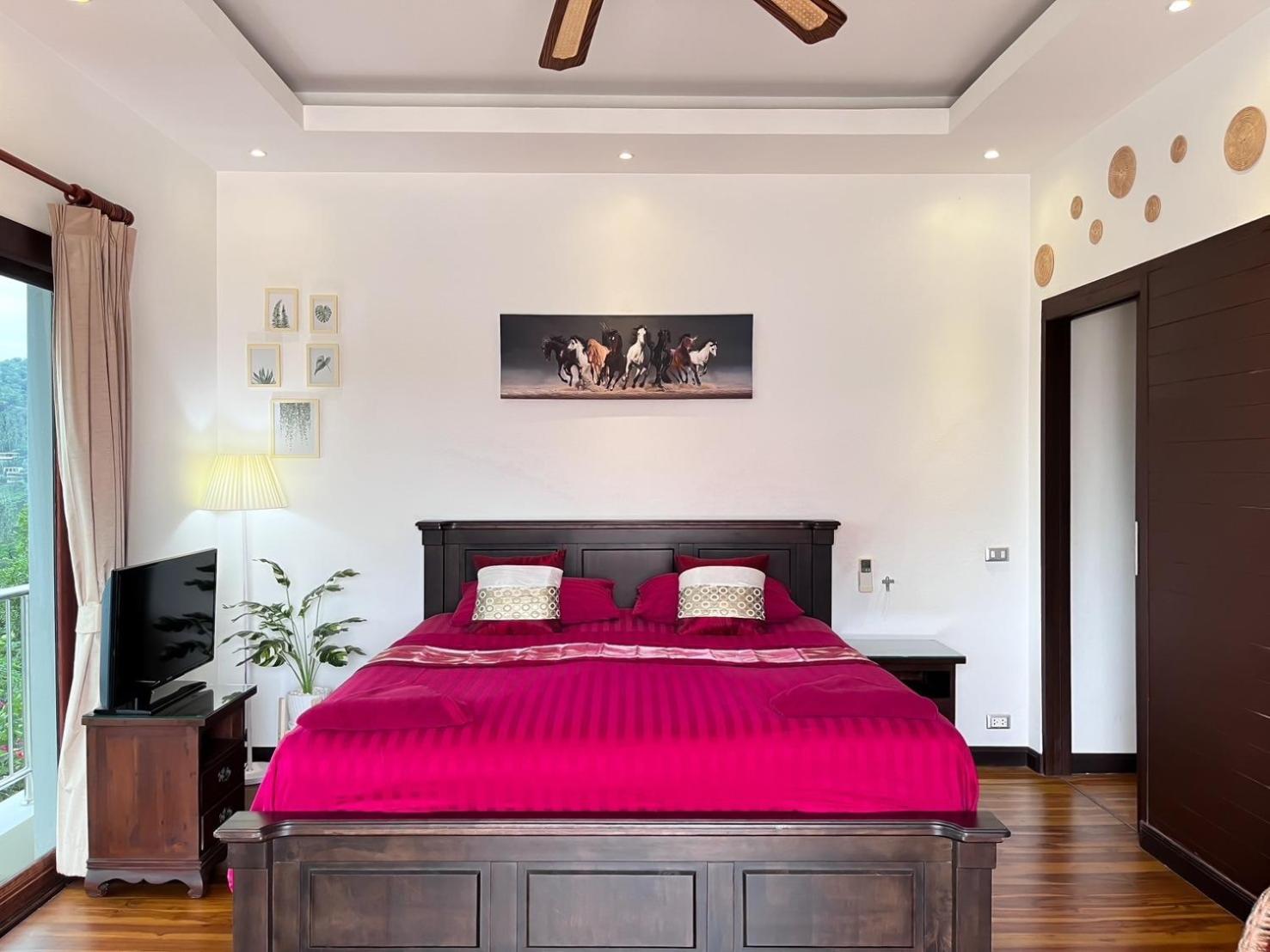 Villa with Sea View