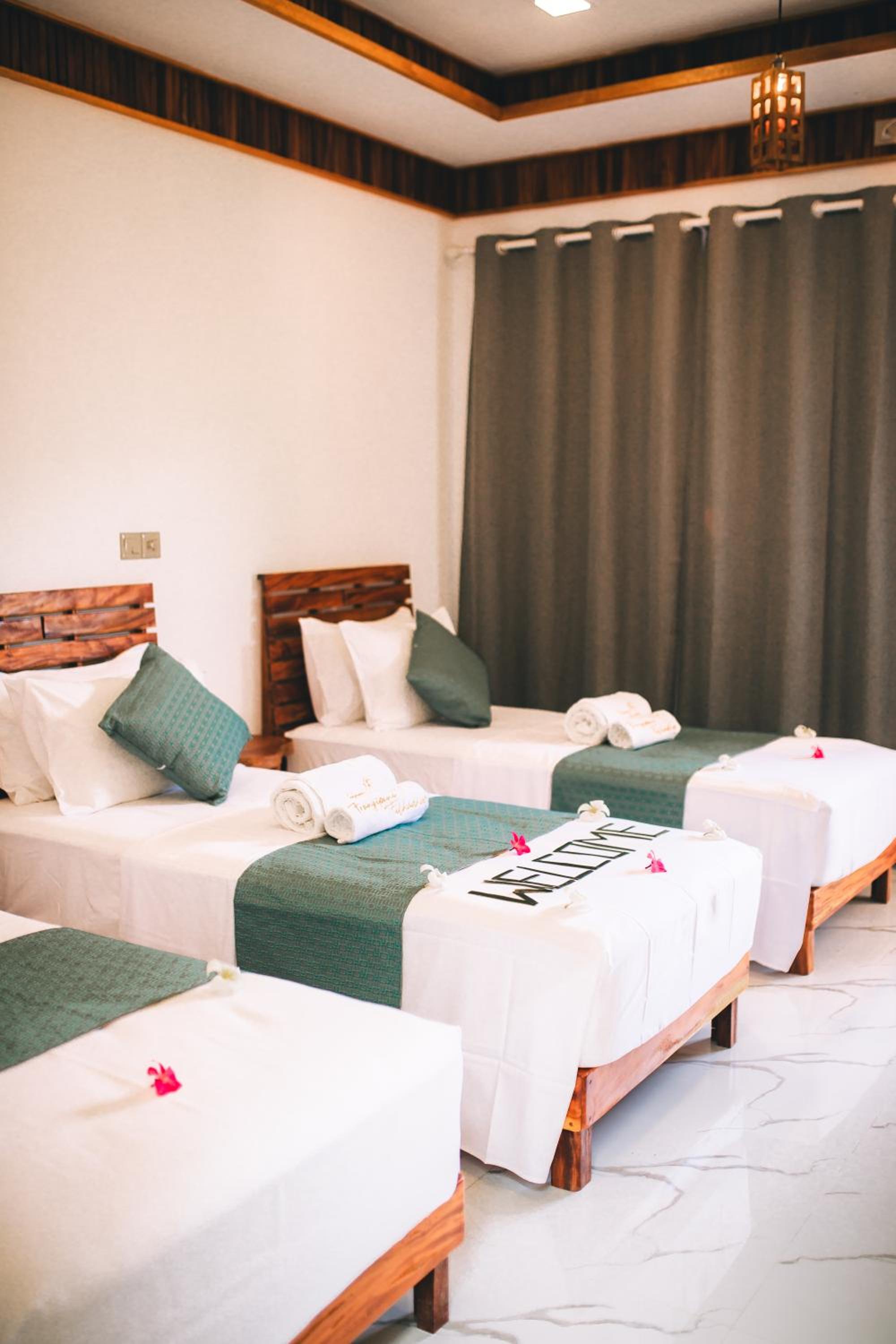 Triple Room with Garden View