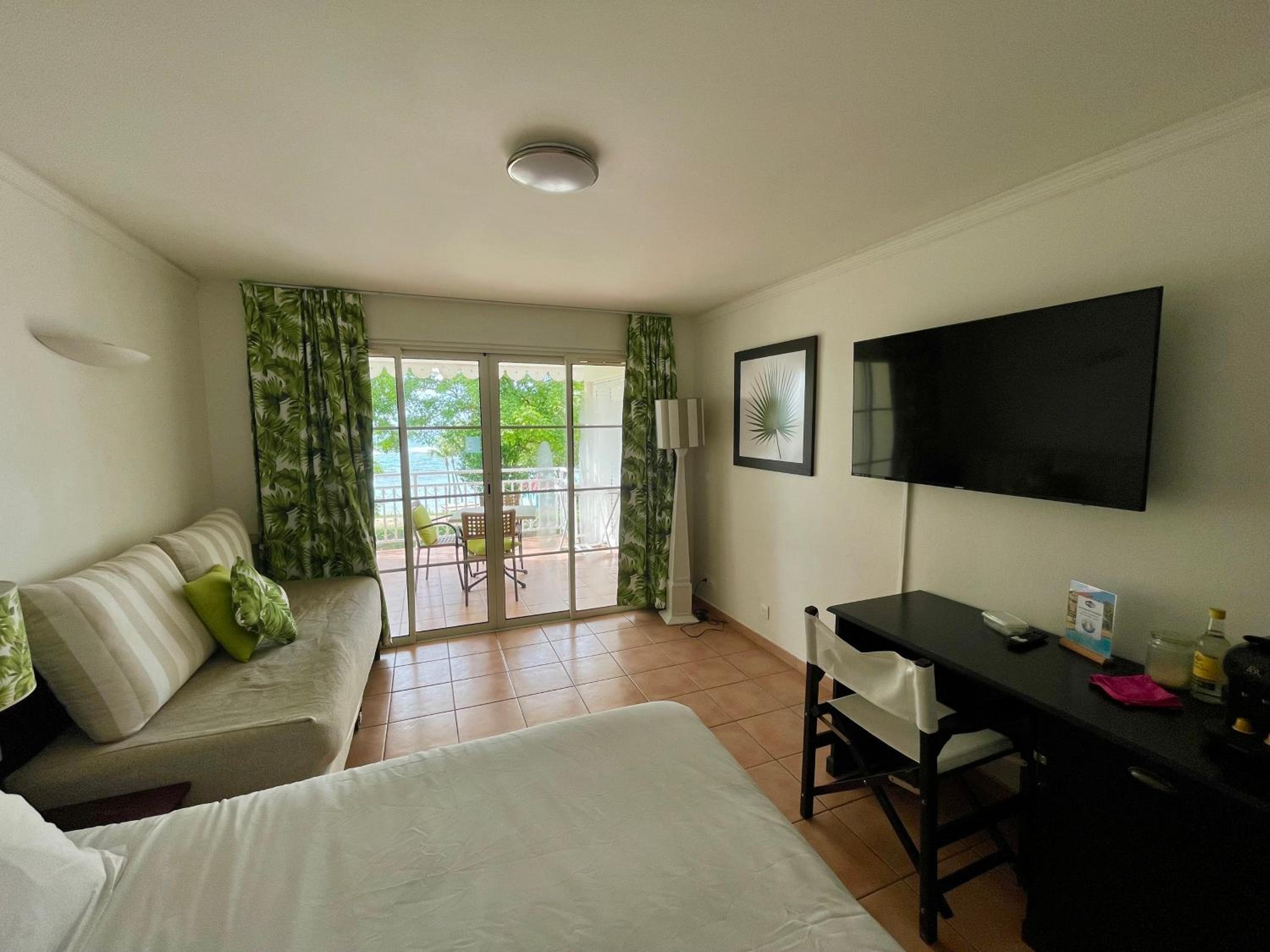 Studio with Sea View