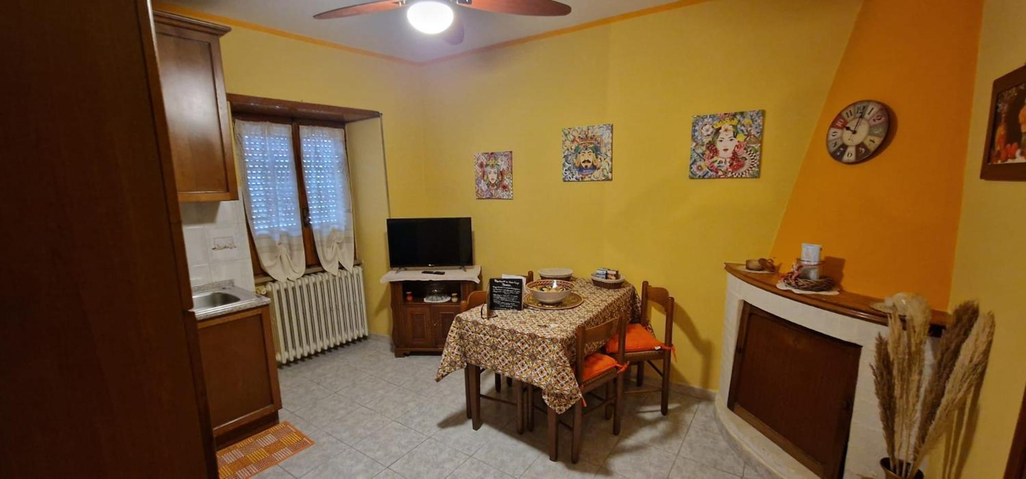 Apartment - Photo 2