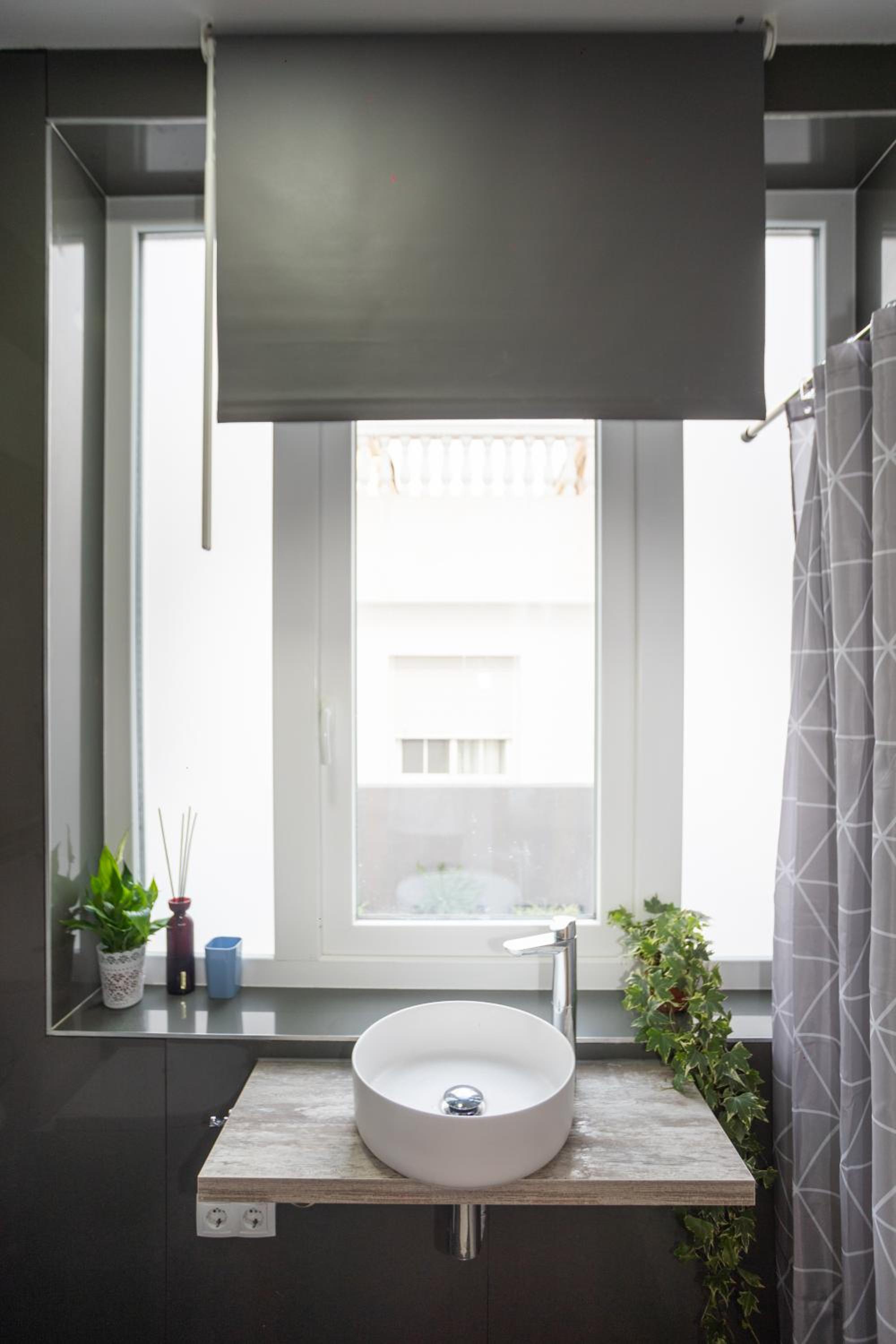 Double Room with Shared Bathroom photo 3