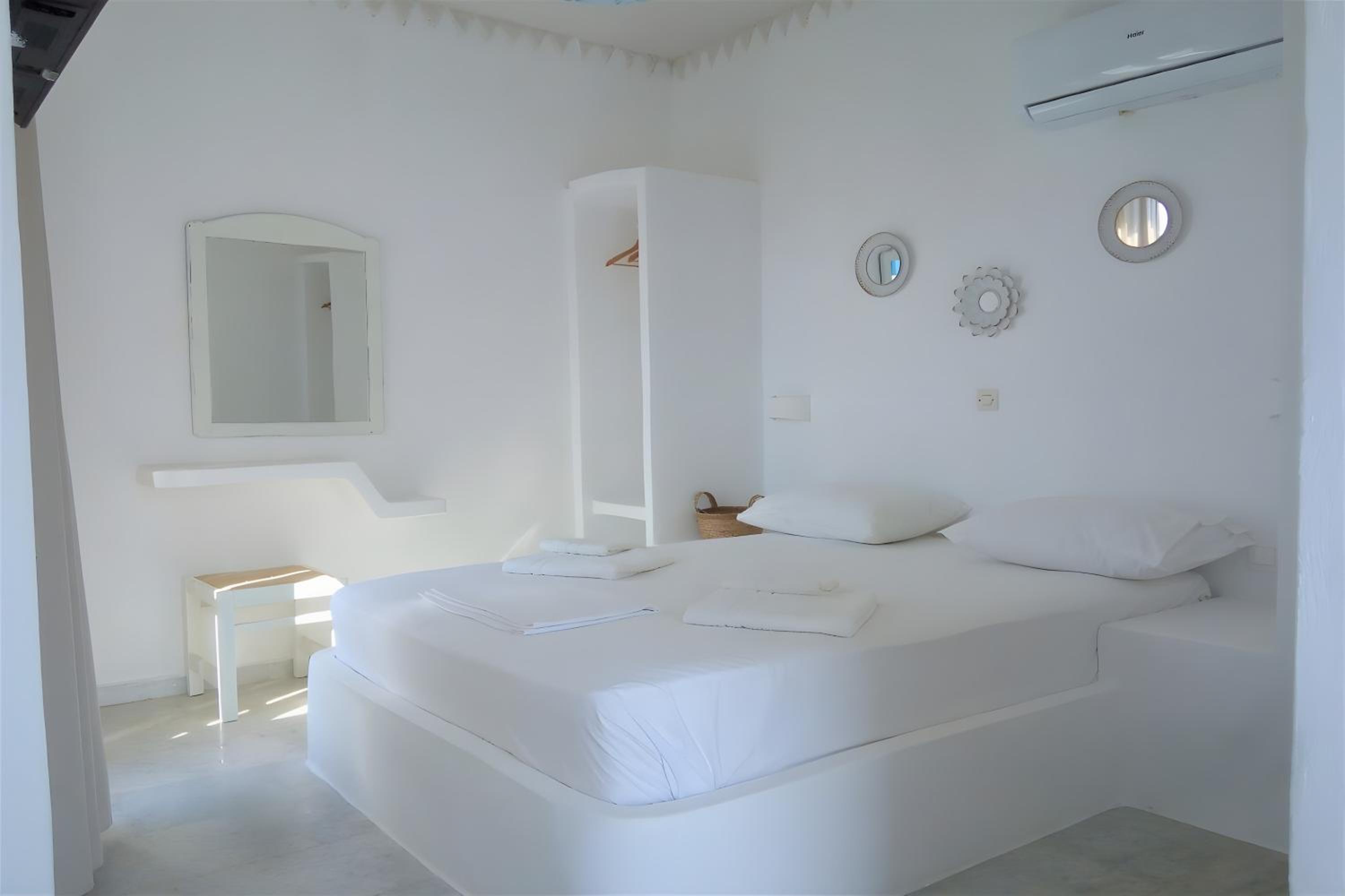 Studio with Sea View - Photo 16
