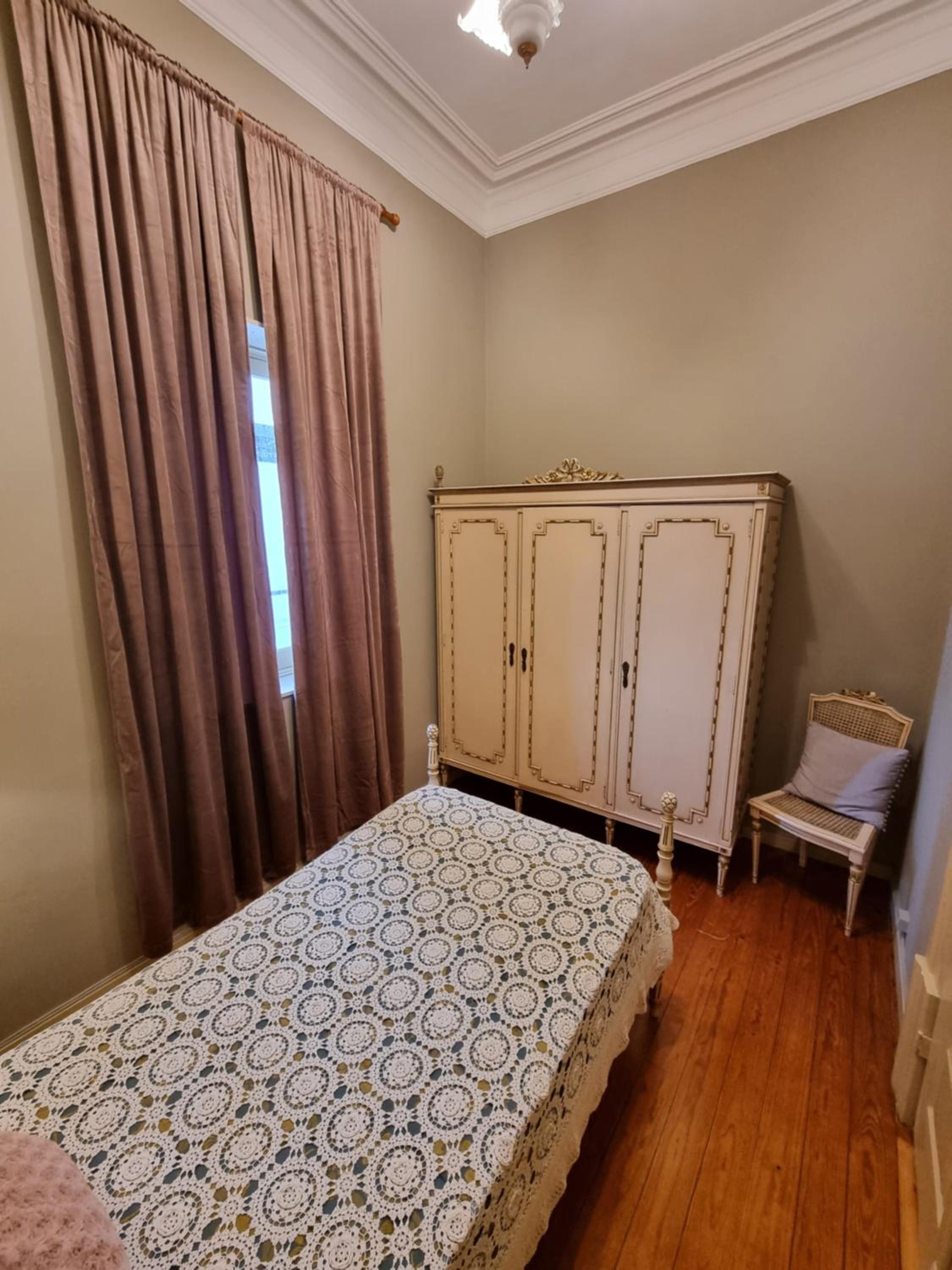 Single Room with Private External Bathroom