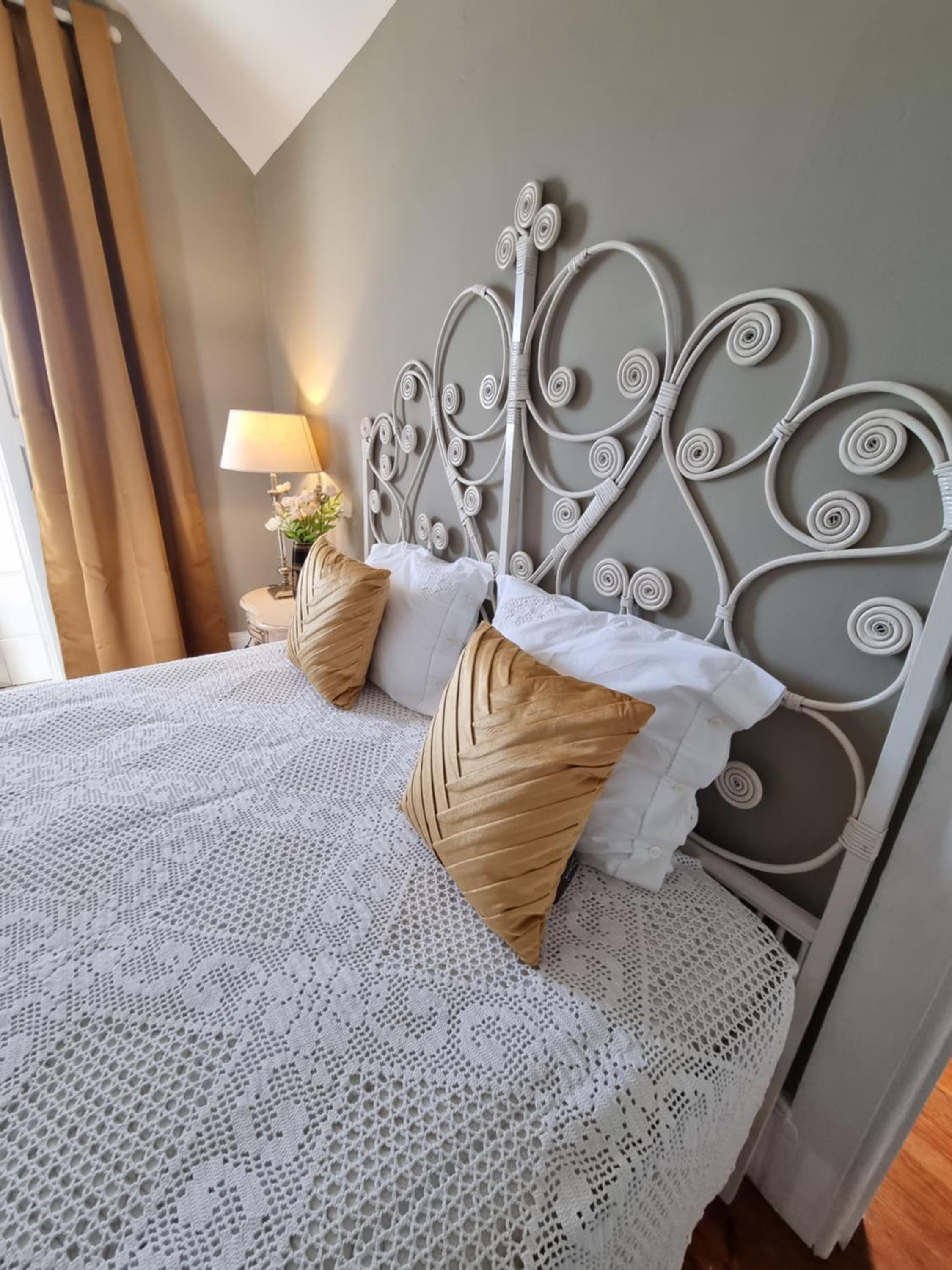 Suite with Balcony thumbnail 5