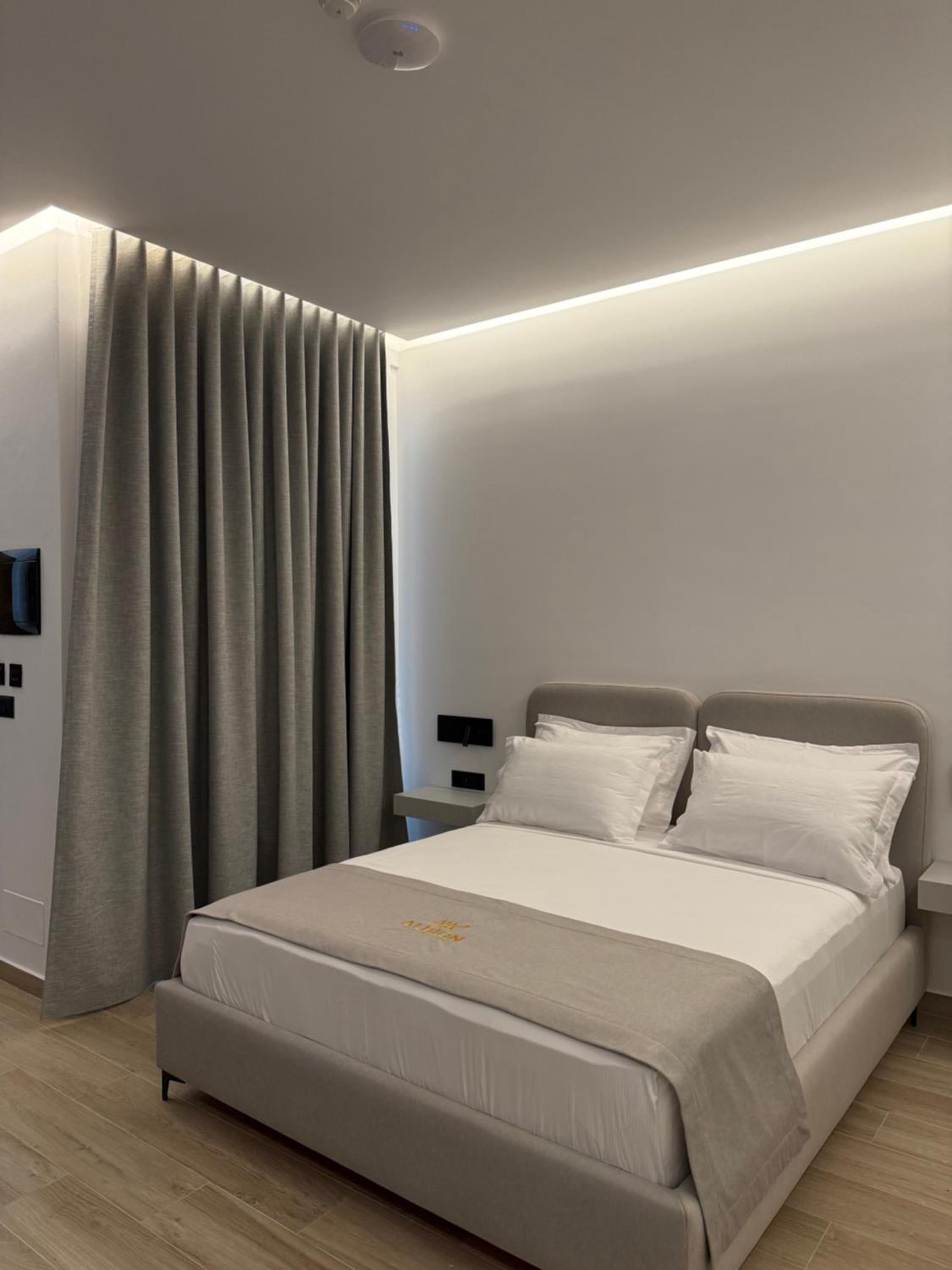 Double Room with Balcony photo 2
