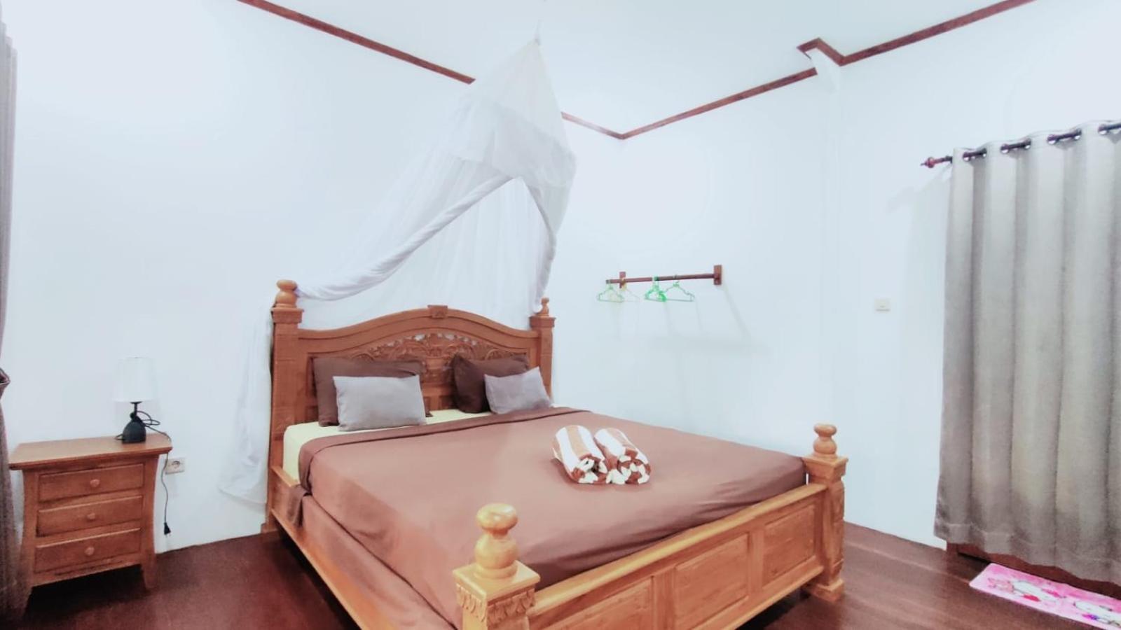 Deluxe Bungalow