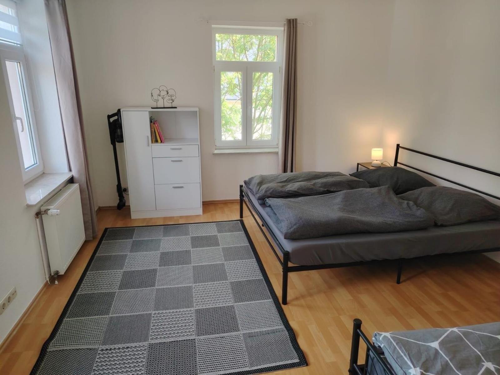 Apartment photo 2