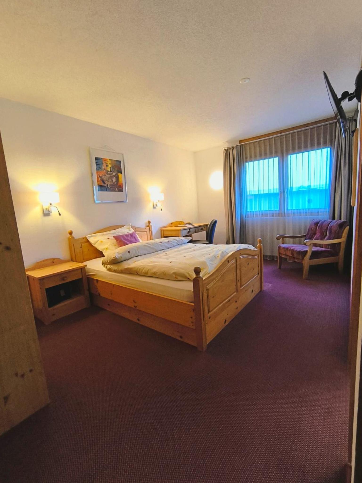 Large Single Room photo 2