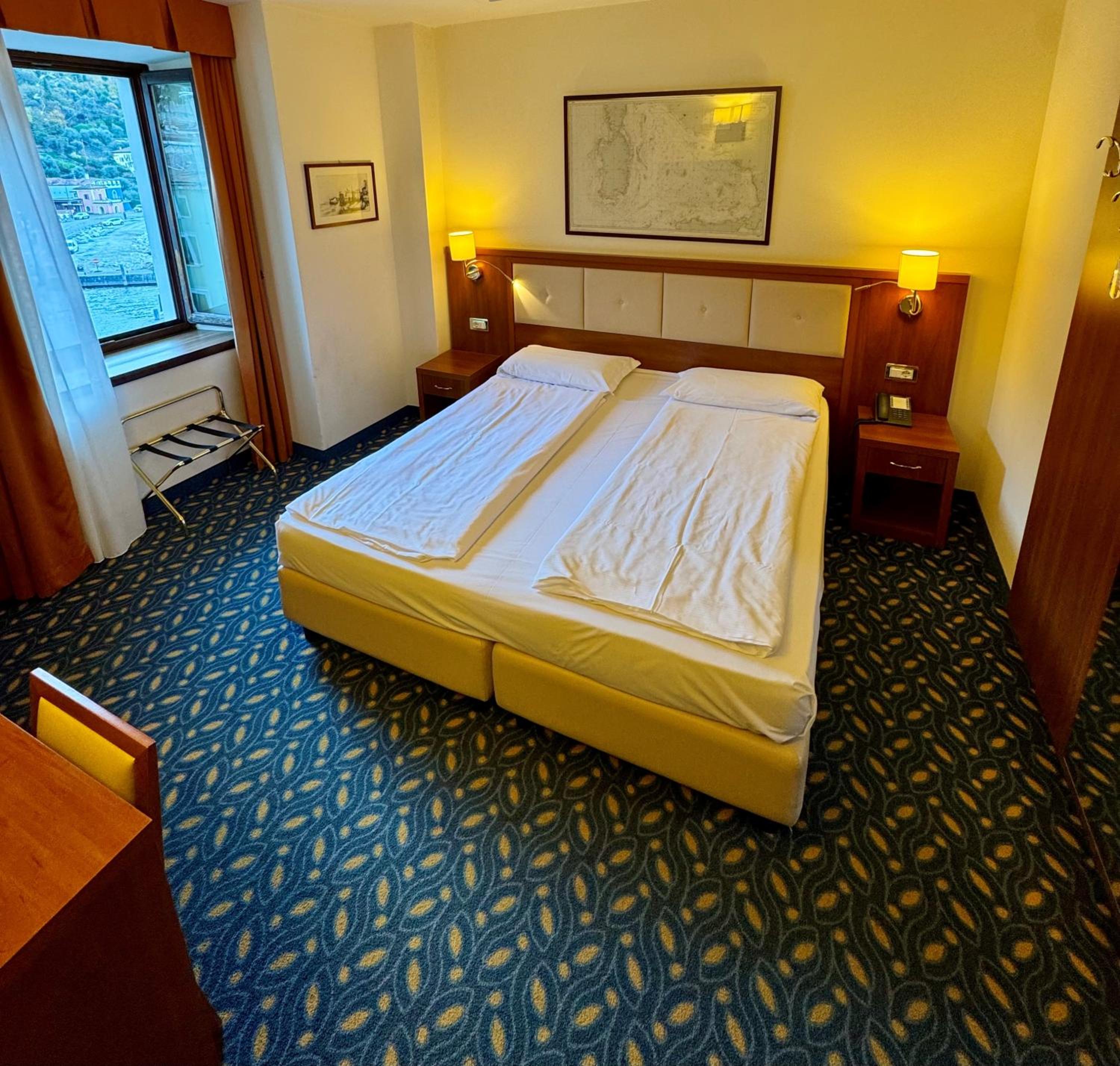Double or Twin Room with Harbor View - Photo 1