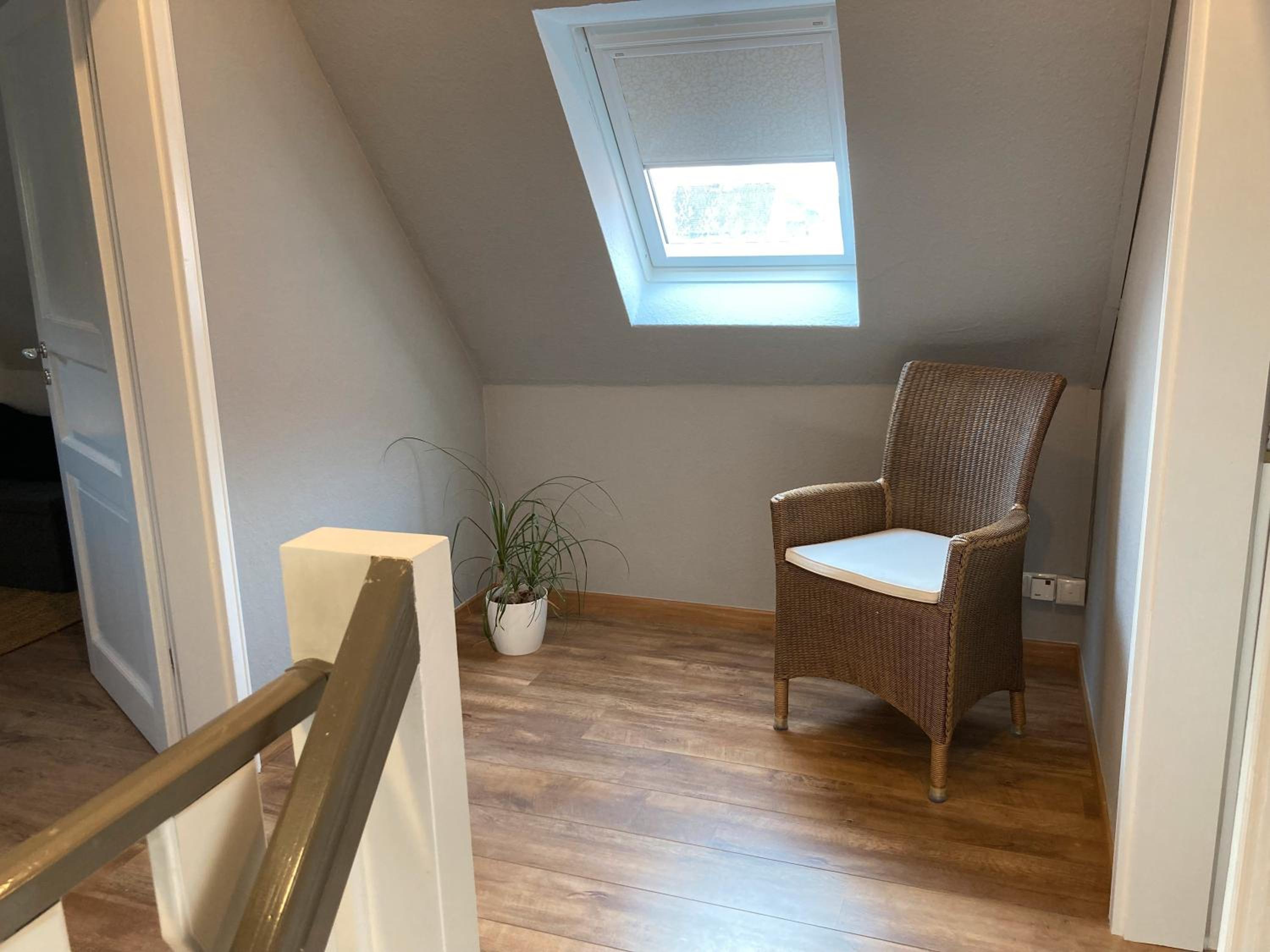 One-Bedroom Apartment with Garden photo 2