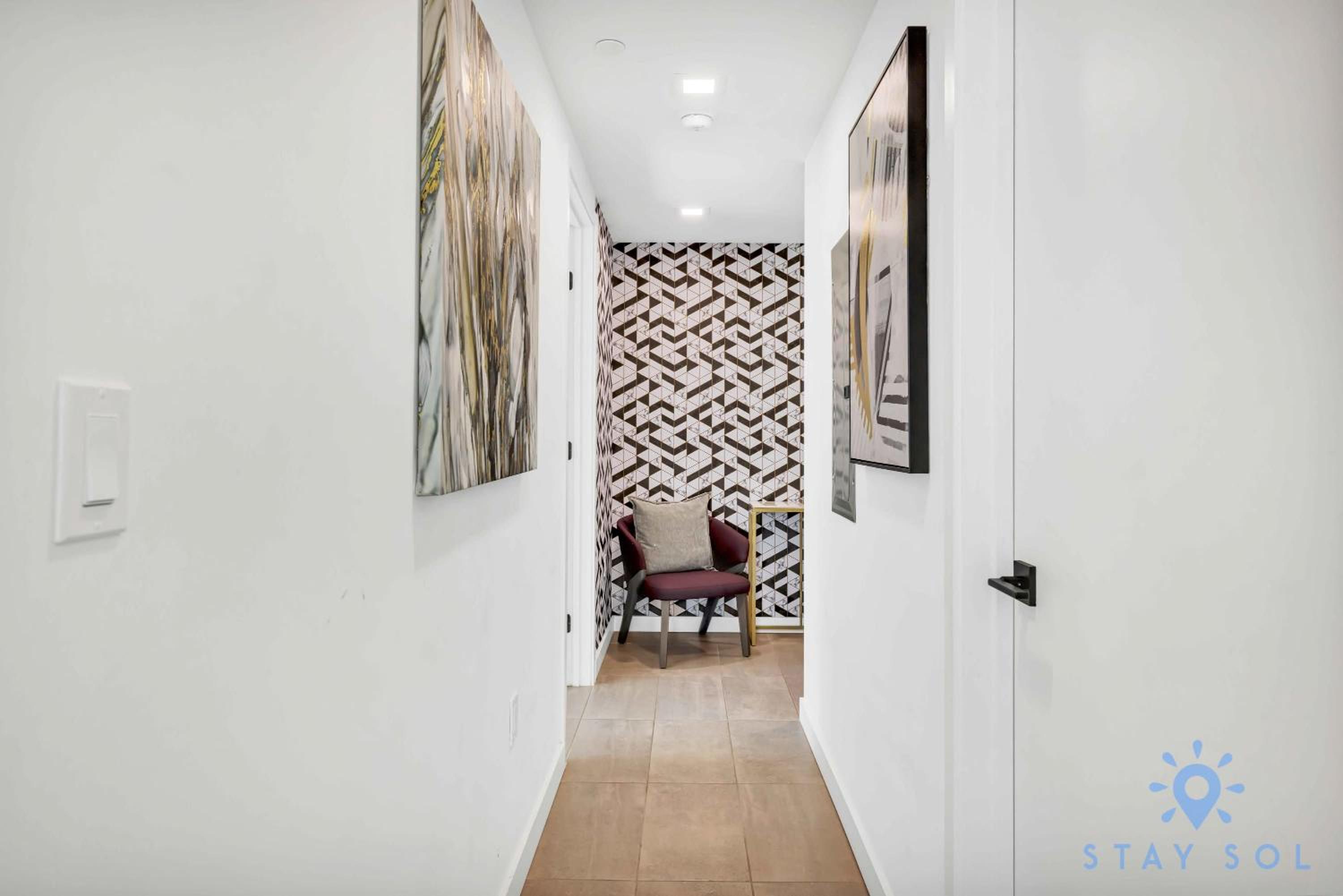 Apartment photo 2