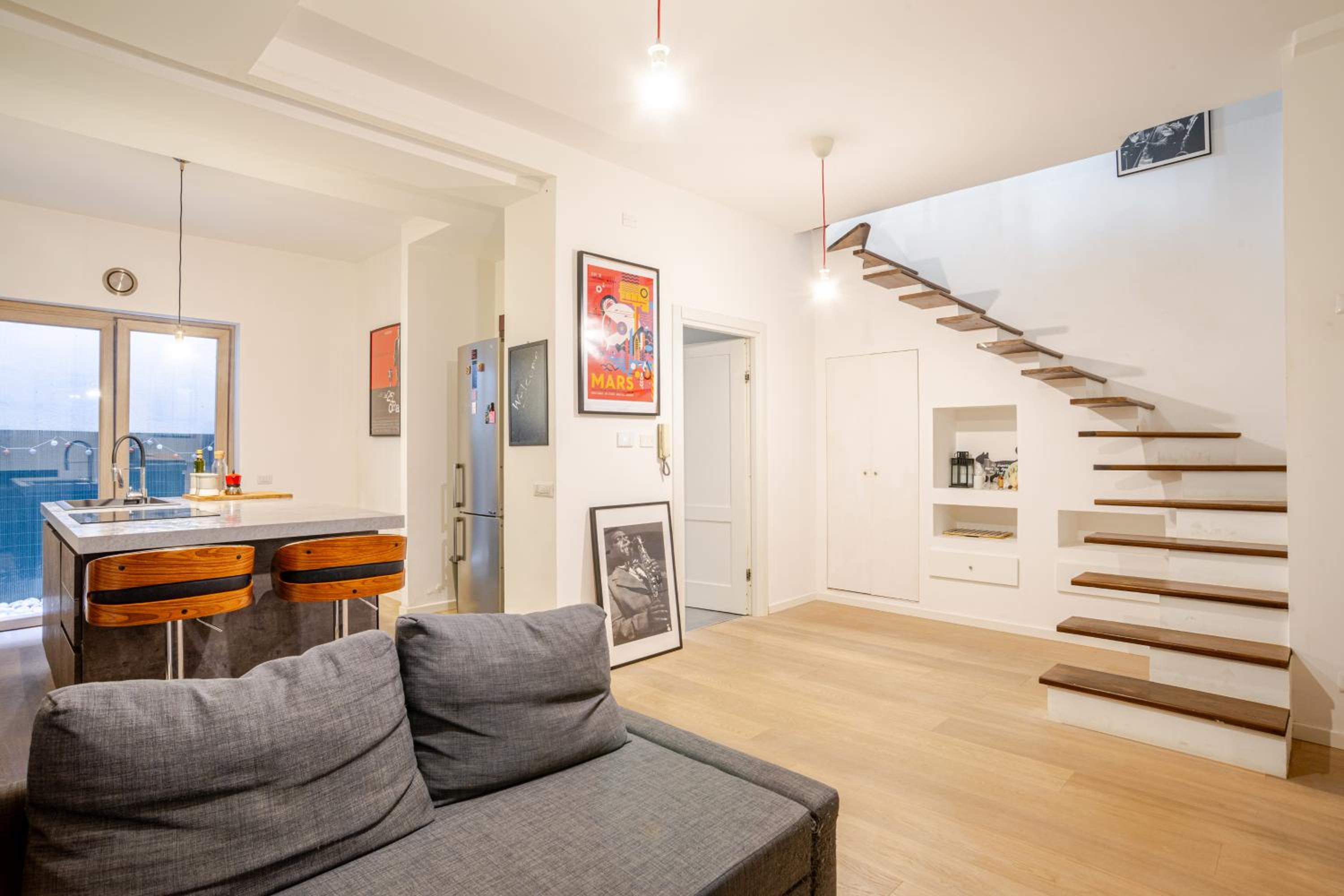 Apartment - Split Level