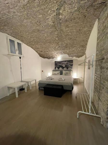 One-Bedroom Apartment - Ground Floor photo 1