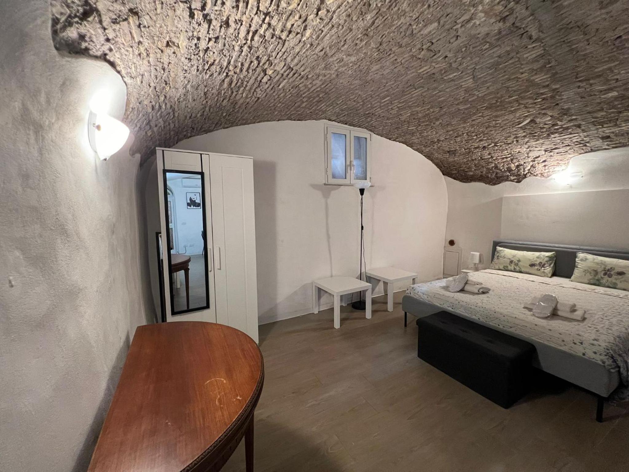 One-Bedroom Apartment - Ground Floor photo 3
